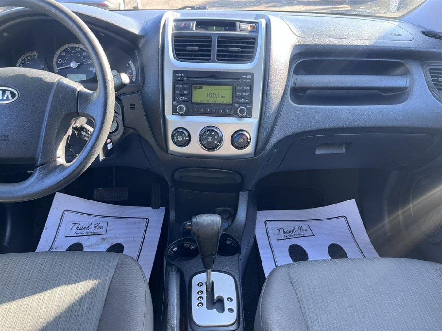 2009 Silver /Black Kia Sportage (KNDJF723997) with an 2.7l V6 MPI Dohc 2.7l engine, Automatic transmission, located at 745 East Steele Rd., West Columbia, SC, 29170, (803) 755-9148, 33.927212, -81.148483 - Special Internet Price! 2009 Kia Sportage with AM/FM radio, Cruise control, Manual air conditioning, Cloth interior, Powered windows, Powered door locks, Plus more! - Photo#10