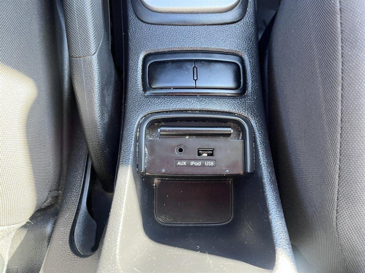 2009 Silver /Black Kia Sportage (KNDJF723997) with an 2.7l V6 MPI Dohc 2.7l engine, Automatic transmission, located at 745 East Steele Rd., West Columbia, SC, 29170, (803) 755-9148, 33.927212, -81.148483 - Special Internet Price! 2009 Kia Sportage with AM/FM radio, Cruise control, Manual air conditioning, Cloth interior, Powered windows, Powered door locks, Plus more! - Photo#14