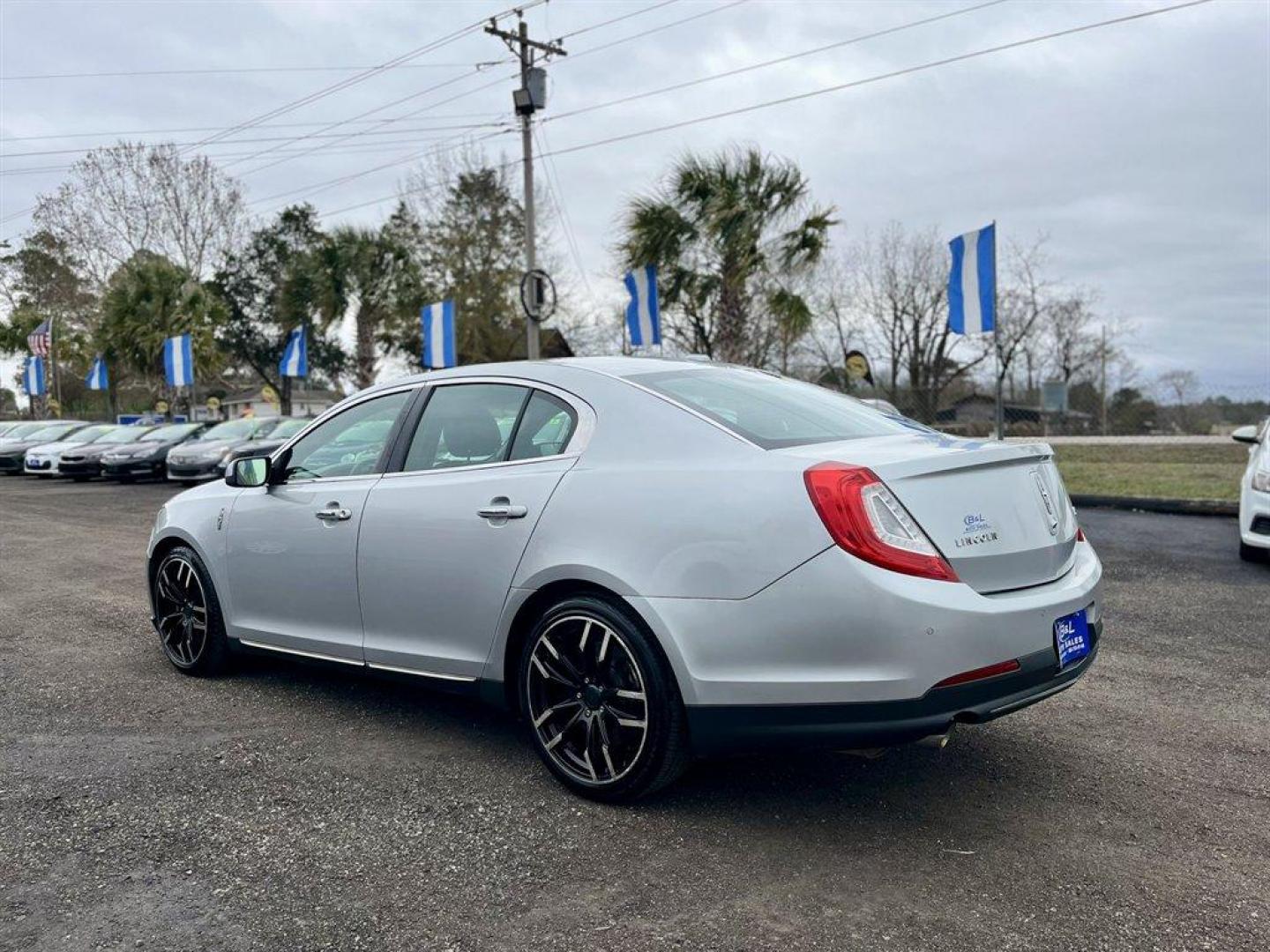 2013 Silver /Black Lincoln MKS (1LNHL9DK1DG) with an 3.7l V6 Smpi TI-VCT 3.7l engine, Automatic transmission, located at 745 East Steele Rd., West Columbia, SC, 29170, (803) 755-9148, 33.927212, -81.148483 - Special Internet Price! 2013 Lincoln MKS with AM/FM radio, Bluetooth, Backup camera. Navigation, Cruise control, Keyless entry, Push to start, Dual sunroof, Leather interior, Powered front seats, Powered windows, Powered door locks, Plus more! - Photo#1