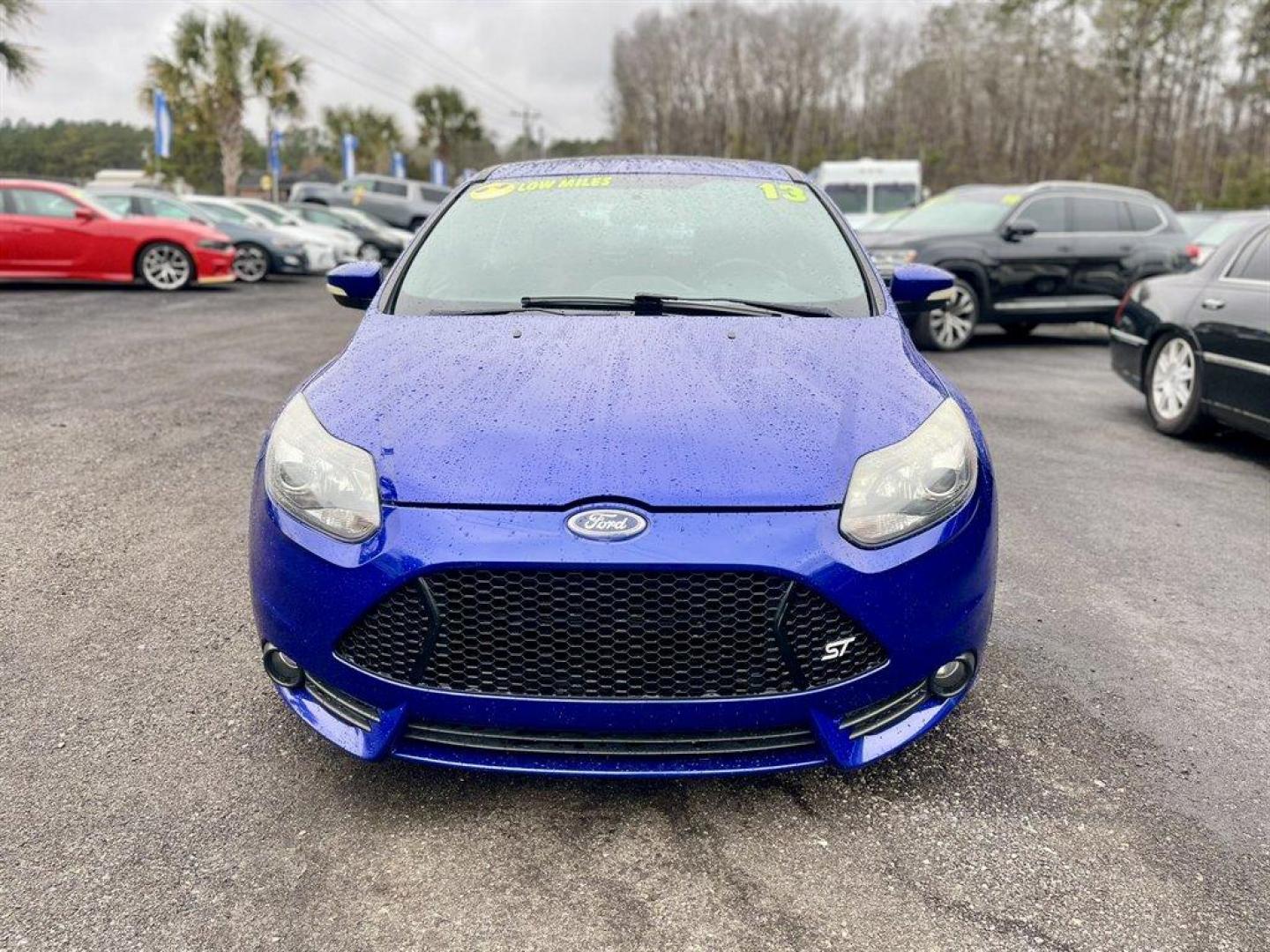 2013 Blue /Black Ford Focus (1FADP3L93DL) with an 2.0l I-4 DI T/C Ecoboost engine, Manual transmission, located at 745 East Steele Rd., West Columbia, SC, 29170, (803) 755-9148, 33.927212, -81.148483 - Special Internet Price! 2013 Ford Focus with AM/FM radio, Bluetooth, Navigation, Cruise control, Sunroof, Push to start, Keyless entry, Manual transmission, Powered windows, Powered door locks, Plus more! - Photo#1