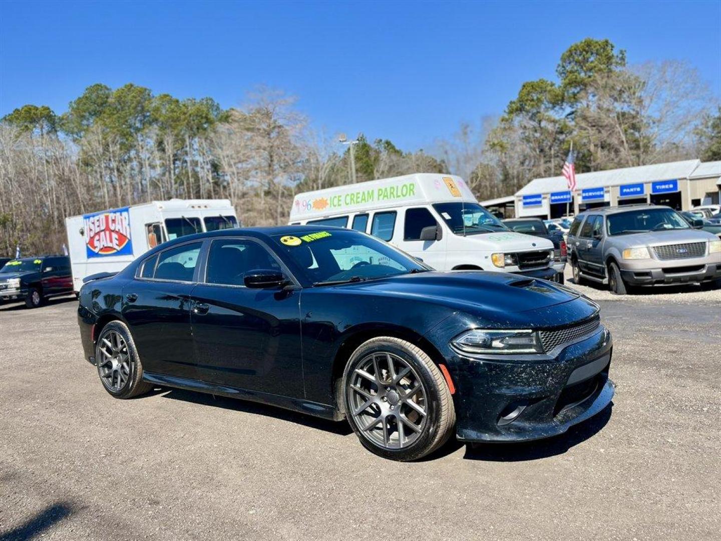 2017 Black /Black Dodge Charger (2C3CDXCT3HH) with an 5.7l V8 SFI Hemi MLT-Disp engine, Automatic transmission, located at 745 East Steele Rd., West Columbia, SC, 29170, (803) 755-9148, 33.927212, -81.148483 - Special Internet Price! 2017 Dodge Charger R/T Hemi with AM/FM radio, Bluetooth, Backup camera, Navigation, Sunroof, Heated seats, Keyless entry, Push to start, Powered windows, Powered door locks, Plus more! - Photo#2