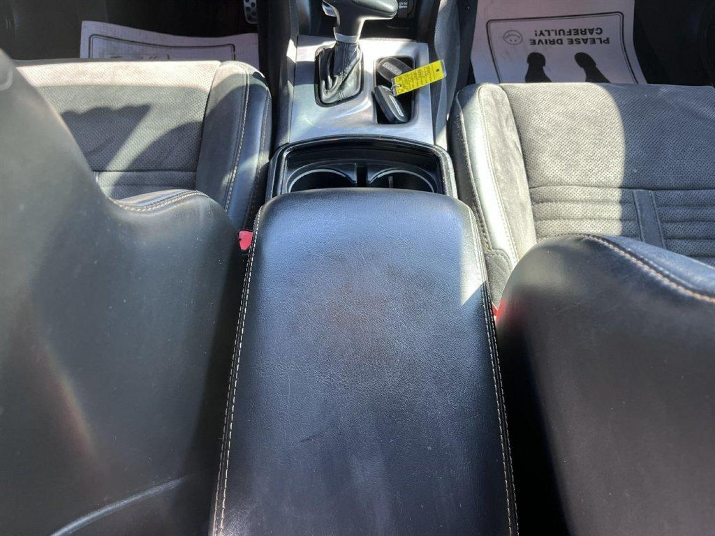 2017 Black /Black Dodge Charger (2C3CDXCT3HH) with an 5.7l V8 SFI Hemi MLT-Disp engine, Automatic transmission, located at 745 East Steele Rd., West Columbia, SC, 29170, (803) 755-9148, 33.927212, -81.148483 - Special Internet Price! 2017 Dodge Charger R/T Hemi with AM/FM radio, Bluetooth, Backup camera, Navigation, Sunroof, Heated seats, Keyless entry, Push to start, Powered windows, Powered door locks, Plus more! - Photo#19