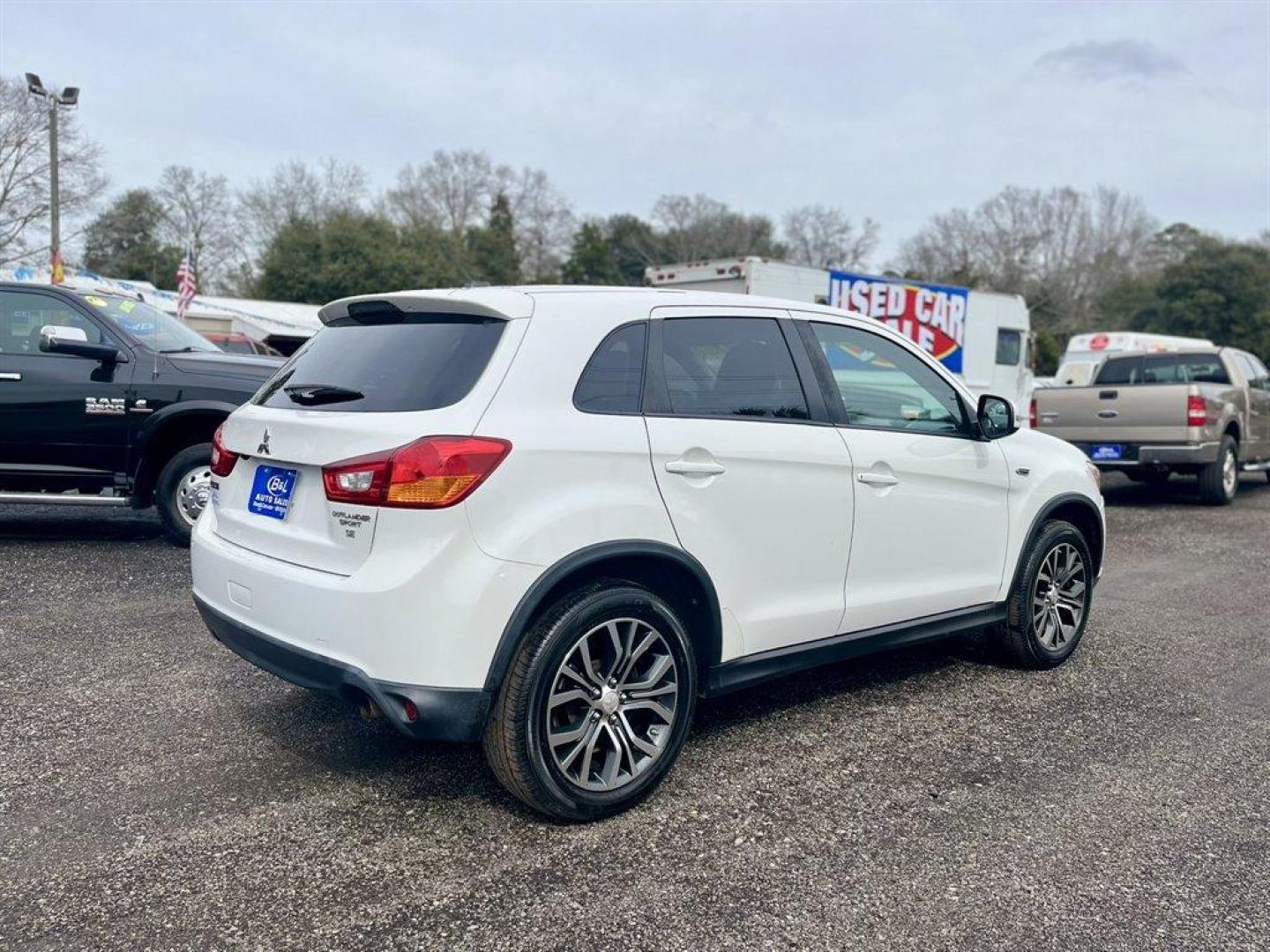 2016 White /Black Mitsubishi Outlander Sport (JA4AP3AW3GZ) with an 2.4l I-4 MPI Dohc 2.4l engine, Automatic transmission, located at 745 East Steele Rd., West Columbia, SC, 29170, (803) 755-9148, 33.927212, -81.148483 - Special Internet Price! 2016 Mitsubishi Outlander Sport with AM/FM radio, Bluetooth, Backup camera, Cruise control, Keyless entry, Push to start, Cloth interior, Powered windows, Powered door locks, Plus more! - Photo#3