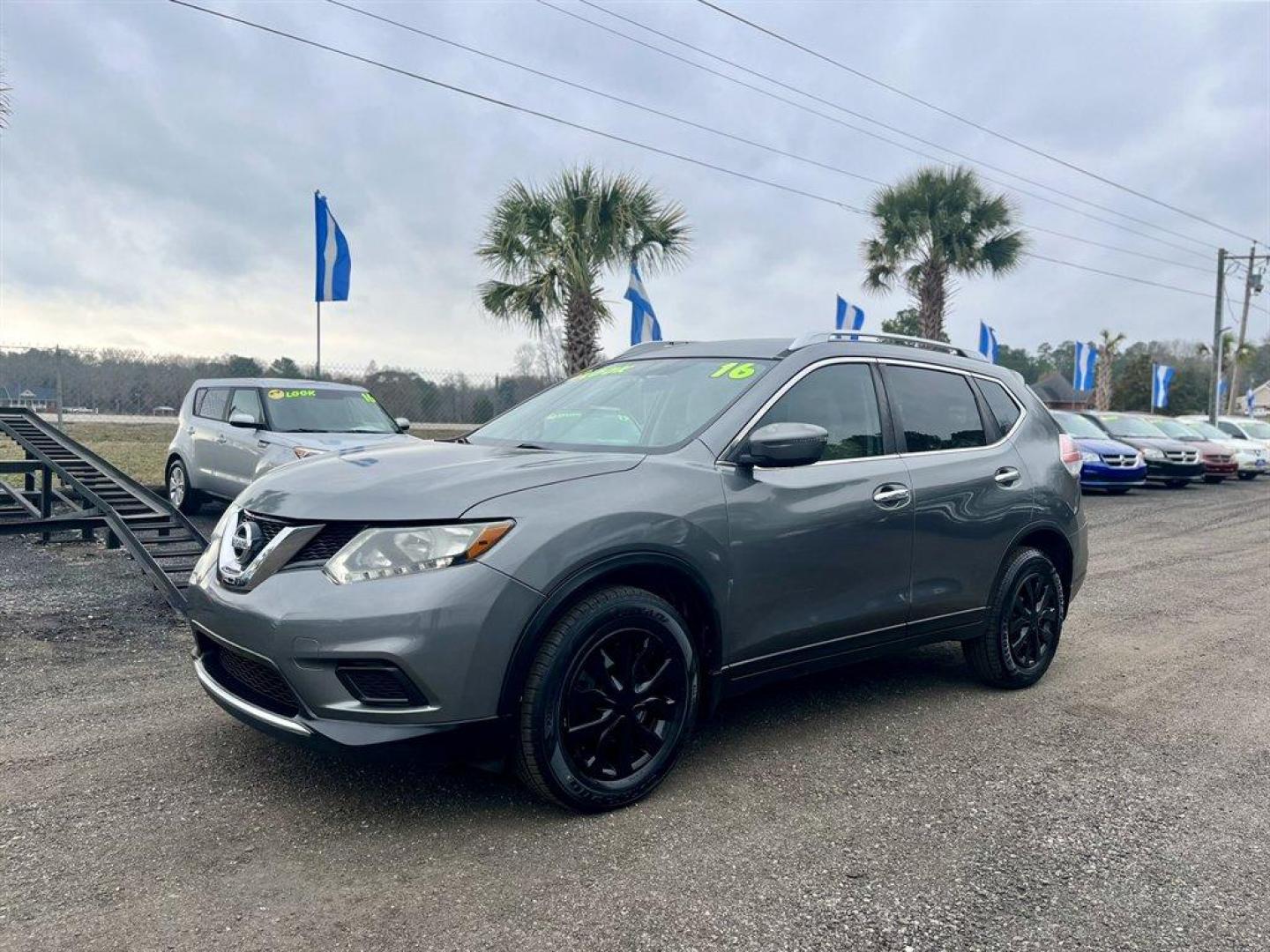 2016 Grey /Tan Nissan Rogue (KNMAT2MT0GP) with an 2.5l I-4 MPI Dohc 2.5l engine, Automatic transmission, located at 745 East Steele Rd., West Columbia, SC, 29170, (803) 755-9148, 33.927212, -81.148483 - Special Internet Price! 2016 Nissan Rogue with AM/FM radio, Cruise control, Backup camera, Keyless entry, Cloth interior, Powered windows, Powered door locks, Plus more! - Photo#0