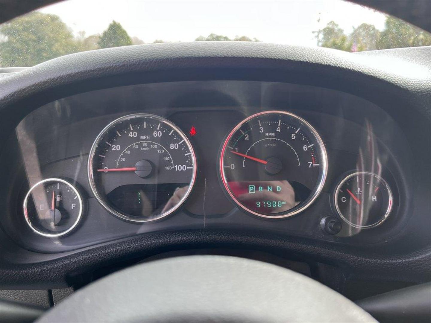 2015 Green /Black Jeep Wrangler (1C4AJWBG4FL) with an 3.6l V6 MPI Dohc 3.6l engine, Automatic transmission, located at 745 East Steele Rd., West Columbia, SC, 29170, (803) 755-9148, 33.927212, -81.148483 - Special Internet Price! 2015 Jeep Wrangler with AM/FM radio, Cruise control, 4X4, Cloth interior, Removable soft top, Power front windows, Powered door locks, Plus more! - Photo#10