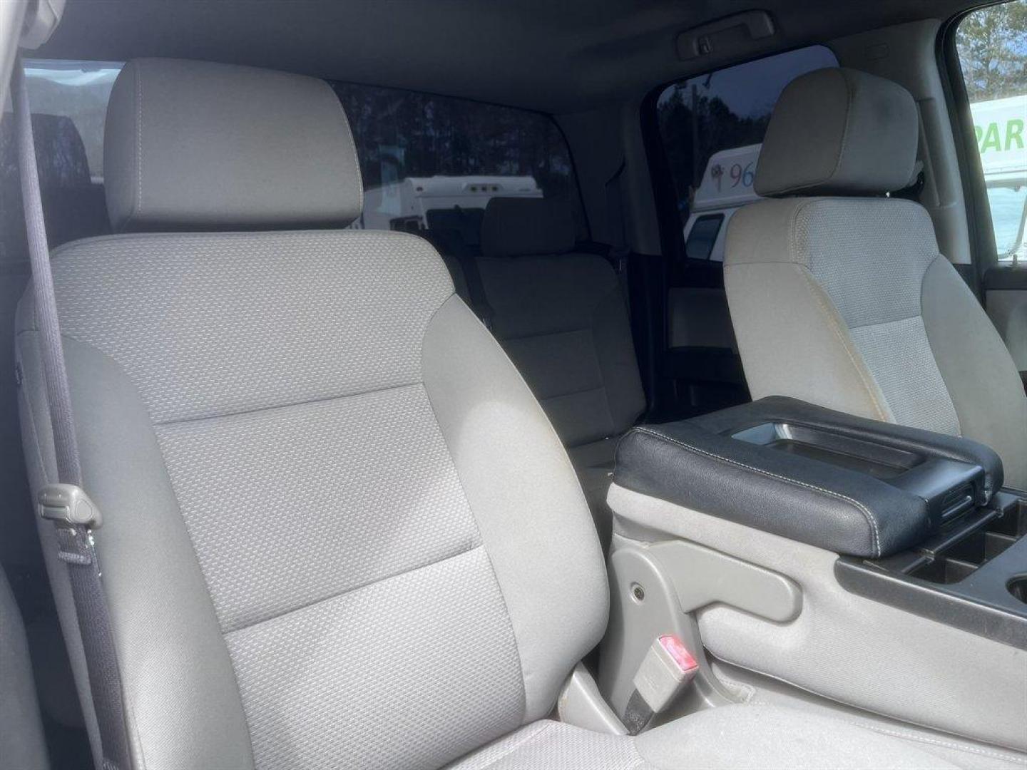 2017 White /Grey GMC Sierra 1500 (1GTV2LEC0HZ) with an 5.3l V8 DI VVT Flex 5.3l engine, Automatic transmission, located at 745 East Steele Rd., West Columbia, SC, 29170, (803) 755-9148, 33.927212, -81.148483 - Special Internet Price! 2017 GMC Sierra 1500 with AM/FM radio, Bluetooth, Backup camera, Keyless entry, Cloth interior. Powered windows, Powered door locks, Plus more! - Photo#24