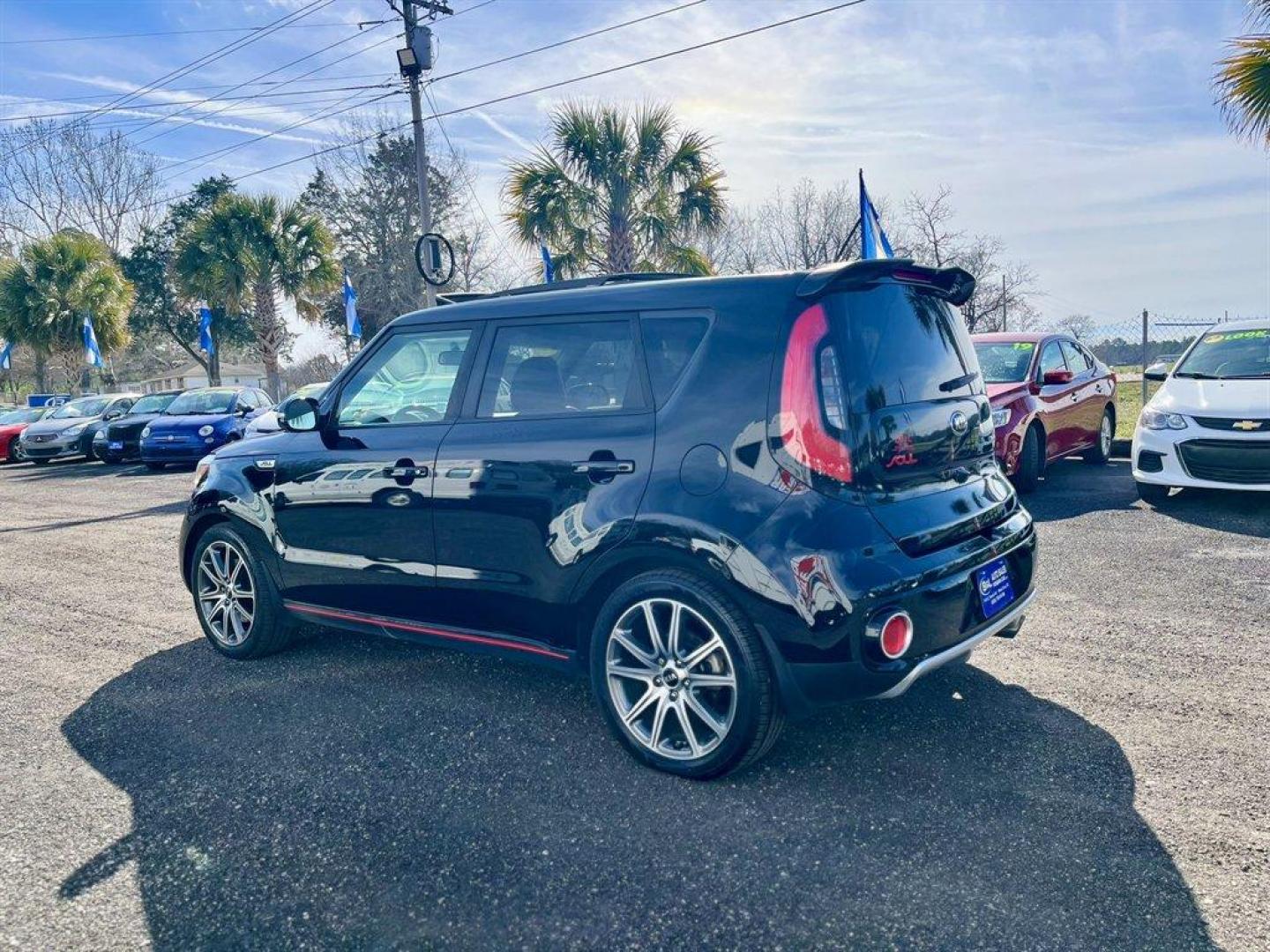 2019 Black /Black Kia Soul (KNDJX3AA2K7) with an 1.6l I-4 DI Dohc T/C 1.6l engine, Automatic transmission, located at 745 East Steele Rd., West Columbia, SC, 29170, (803) 755-9148, 33.927212, -81.148483 - Special Internet Price! 2019 Kia Soul with AM/FM radio, Bluetooth, Backup camera, Navigation, Panoramic sunroof, Keyless entry, Push to start, Powered windows, Powered door locks, Plus more! - Photo#4