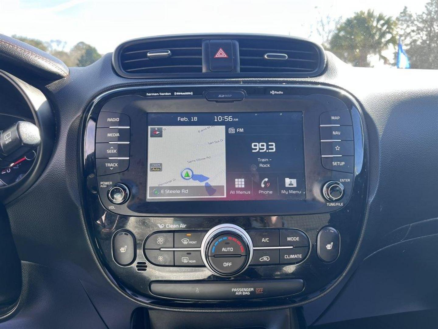 2019 Black /Black Kia Soul (KNDJX3AA2K7) with an 1.6l I-4 DI Dohc T/C 1.6l engine, Automatic transmission, located at 745 East Steele Rd., West Columbia, SC, 29170, (803) 755-9148, 33.927212, -81.148483 - Special Internet Price! 2019 Kia Soul with AM/FM radio, Bluetooth, Backup camera, Navigation, Panoramic sunroof, Keyless entry, Push to start, Powered windows, Powered door locks, Plus more! - Photo#11