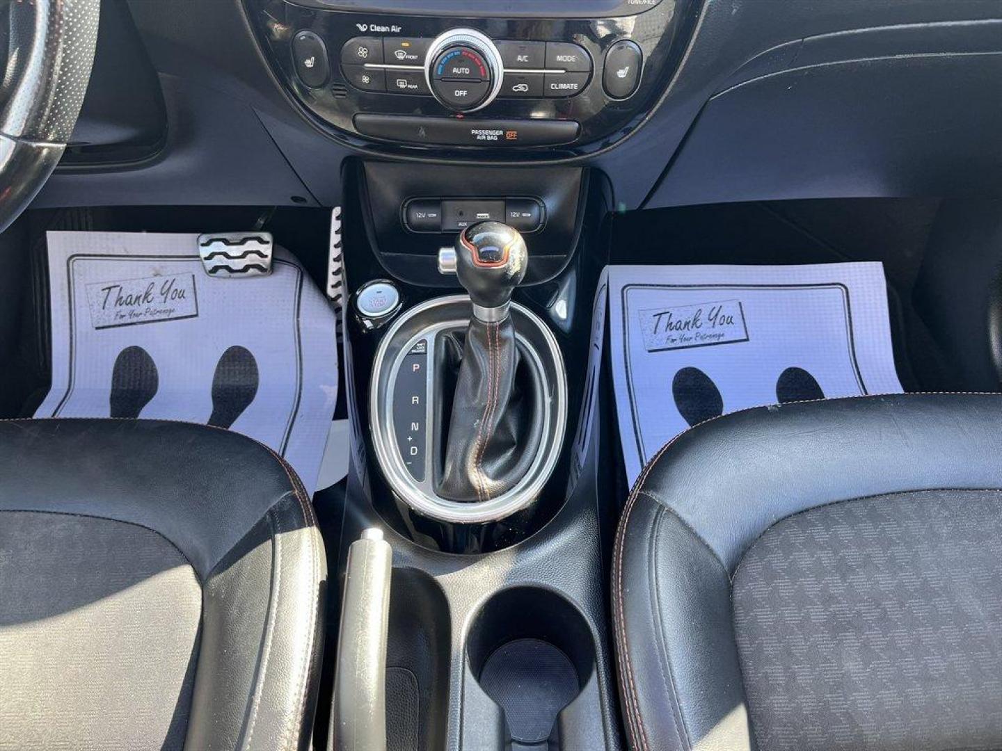 2019 Black /Black Kia Soul (KNDJX3AA2K7) with an 1.6l I-4 DI Dohc T/C 1.6l engine, Automatic transmission, located at 745 East Steele Rd., West Columbia, SC, 29170, (803) 755-9148, 33.927212, -81.148483 - Special Internet Price! 2019 Kia Soul with AM/FM radio, Bluetooth, Backup camera, Navigation, Panoramic sunroof, Keyless entry, Push to start, Powered windows, Powered door locks, Plus more! - Photo#16