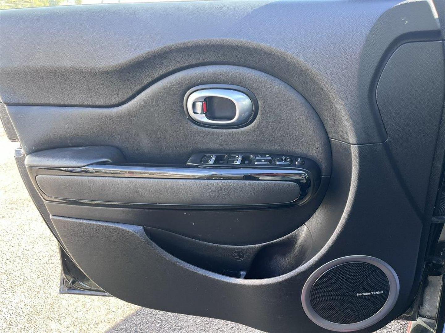 2019 Black /Black Kia Soul (KNDJX3AA2K7) with an 1.6l I-4 DI Dohc T/C 1.6l engine, Automatic transmission, located at 745 East Steele Rd., West Columbia, SC, 29170, (803) 755-9148, 33.927212, -81.148483 - Special Internet Price! 2019 Kia Soul with AM/FM radio, Bluetooth, Backup camera, Navigation, Panoramic sunroof, Keyless entry, Push to start, Powered windows, Powered door locks, Plus more! - Photo#22