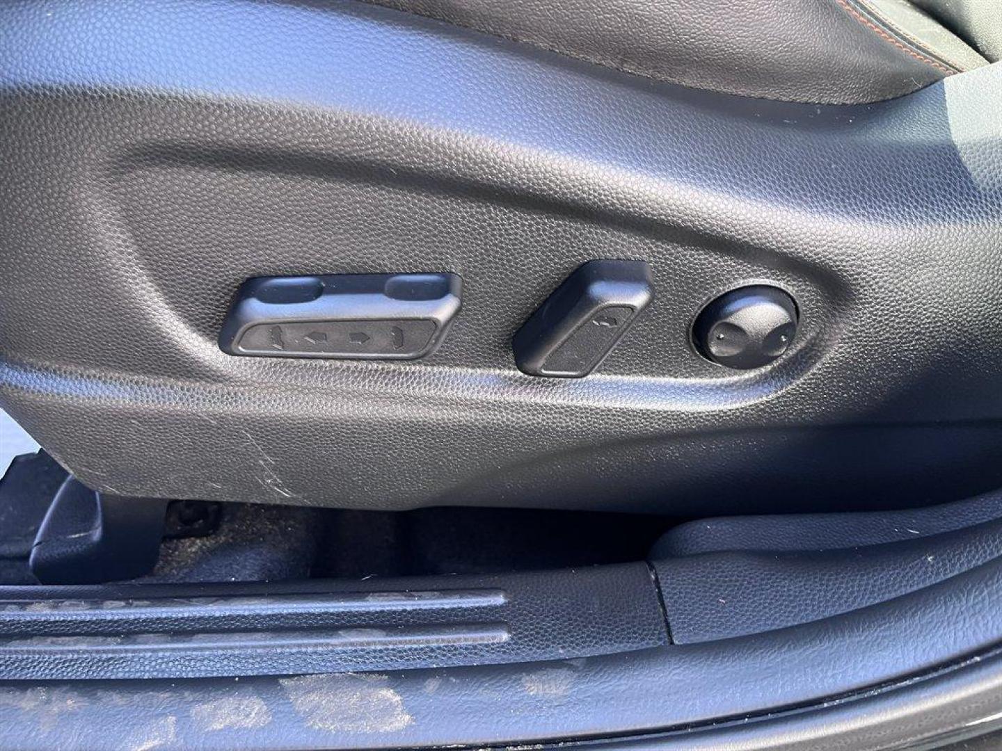 2019 Black /Black Kia Soul (KNDJX3AA2K7) with an 1.6l I-4 DI Dohc T/C 1.6l engine, Automatic transmission, located at 745 East Steele Rd., West Columbia, SC, 29170, (803) 755-9148, 33.927212, -81.148483 - Special Internet Price! 2019 Kia Soul with AM/FM radio, Bluetooth, Backup camera, Navigation, Panoramic sunroof, Keyless entry, Push to start, Powered windows, Powered door locks, Plus more! - Photo#24