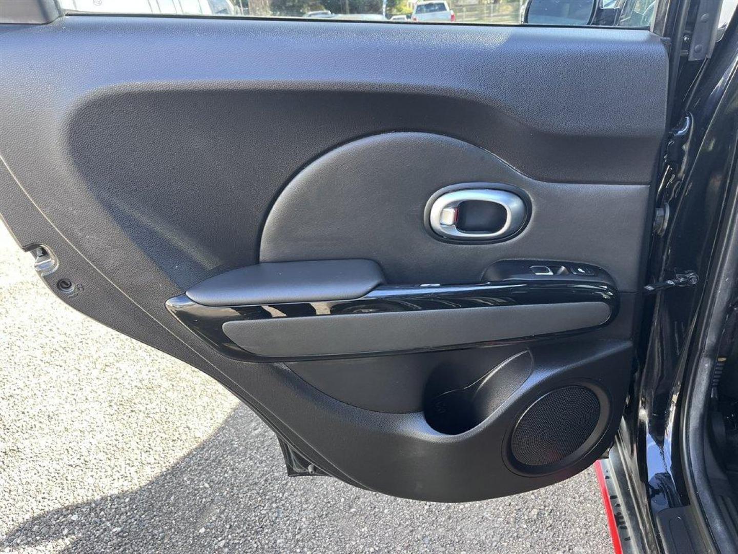 2019 Black /Black Kia Soul (KNDJX3AA2K7) with an 1.6l I-4 DI Dohc T/C 1.6l engine, Automatic transmission, located at 745 East Steele Rd., West Columbia, SC, 29170, (803) 755-9148, 33.927212, -81.148483 - Special Internet Price! 2019 Kia Soul with AM/FM radio, Bluetooth, Backup camera, Navigation, Panoramic sunroof, Keyless entry, Push to start, Powered windows, Powered door locks, Plus more! - Photo#25