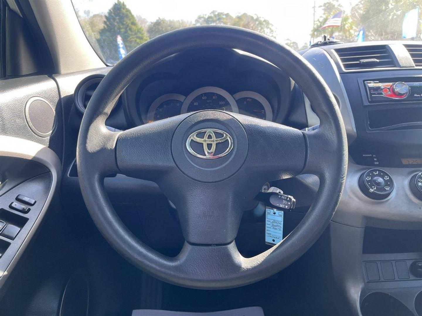 2006 Silver /Grey Toyota RAV4 (JTMZD32V866) with an 2.4l I-4 SFI Dohc 2.4l engine, Auto transmission, located at 745 East Steele Rd., West Columbia, SC, 29170, (803) 755-9148, 33.927212, -81.148483 - Special Internet Price! 2006 Toyota RAV4 with AM/FM radio, Cruise control, Manual air conditioning, Keyless entry, Cloth interior, Powered windows, Powered door locks, Plus more! - Photo#7