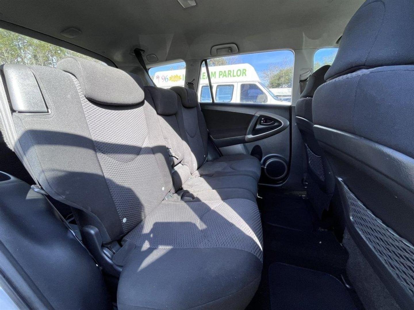 2006 Silver /Grey Toyota RAV4 (JTMZD32V866) with an 2.4l I-4 SFI Dohc 2.4l engine, Auto transmission, located at 745 East Steele Rd., West Columbia, SC, 29170, (803) 755-9148, 33.927212, -81.148483 - Special Internet Price! 2006 Toyota RAV4 with AM/FM radio, Cruise control, Manual air conditioning, Keyless entry, Cloth interior, Powered windows, Powered door locks, Plus more! - Photo#21