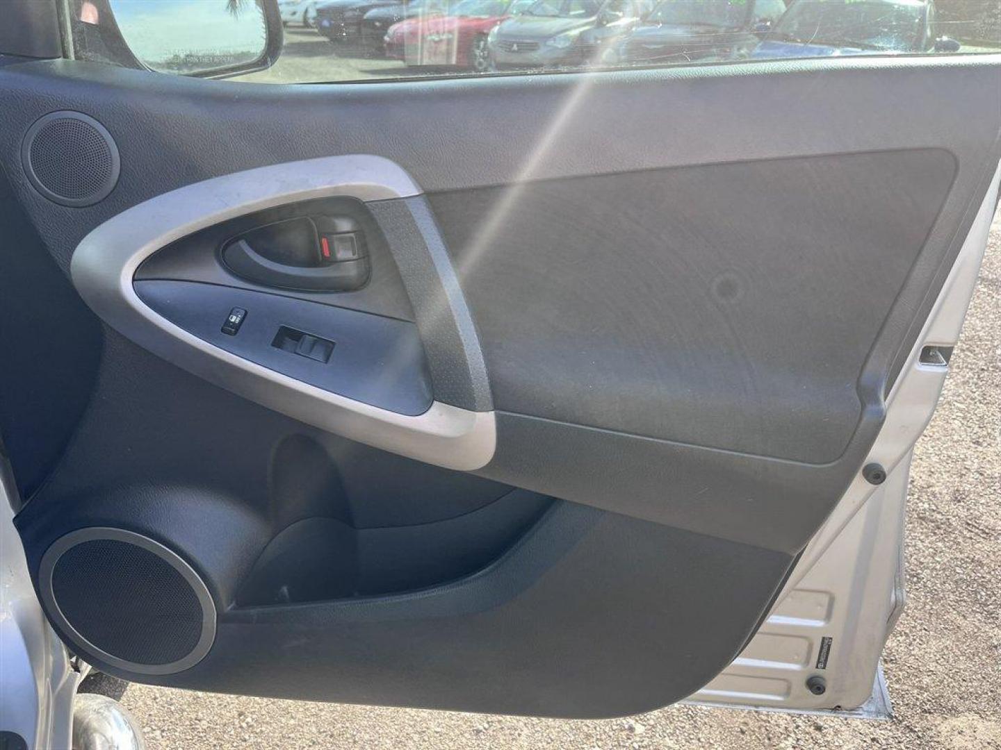 2006 Silver /Grey Toyota RAV4 (JTMZD32V866) with an 2.4l I-4 SFI Dohc 2.4l engine, Auto transmission, located at 745 East Steele Rd., West Columbia, SC, 29170, (803) 755-9148, 33.927212, -81.148483 - Special Internet Price! 2006 Toyota RAV4 with AM/FM radio, Cruise control, Manual air conditioning, Keyless entry, Cloth interior, Powered windows, Powered door locks, Plus more! - Photo#22