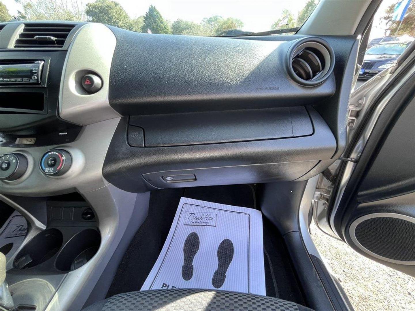 2006 Silver /Grey Toyota RAV4 (JTMZD32V866) with an 2.4l I-4 SFI Dohc 2.4l engine, Auto transmission, located at 745 East Steele Rd., West Columbia, SC, 29170, (803) 755-9148, 33.927212, -81.148483 - Special Internet Price! 2006 Toyota RAV4 with AM/FM radio, Cruise control, Manual air conditioning, Keyless entry, Cloth interior, Powered windows, Powered door locks, Plus more! - Photo#24