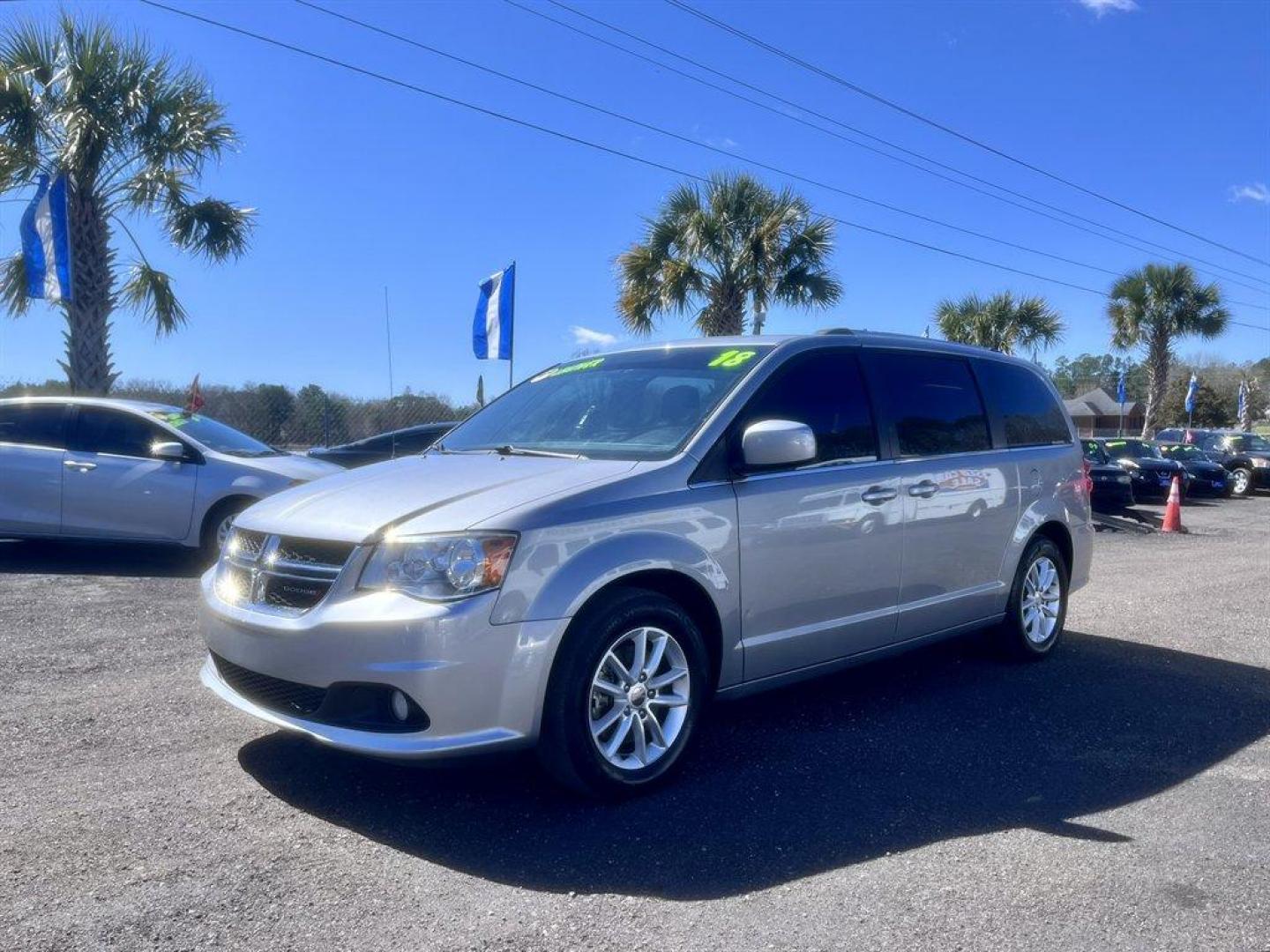 2018 Silver /Black Dodge Grand Caravan (2C4RDGCG9JR) with an 3.6l V6 MPI Dohc VVT Flex engine, Automatic transmission, located at 745 East Steele Rd., West Columbia, SC, 29170, (803) 755-9148, 33.927212, -81.148483 - Special Internet Price! 2018 Dodge Grand Caravan with AM/FM, Backup camera, Cruise control, 3rd row seating, Leather interior, Powered rear slinding doors, Keyless entry, Powered door locks, Powered windows, Plus more! - Photo#0