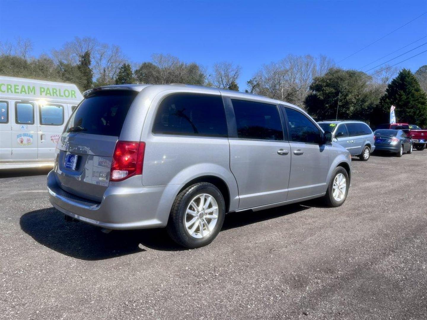 2018 Silver /Black Dodge Grand Caravan (2C4RDGCG9JR) with an 3.6l V6 MPI Dohc VVT Flex engine, Automatic transmission, located at 745 East Steele Rd., West Columbia, SC, 29170, (803) 755-9148, 33.927212, -81.148483 - Special Internet Price! 2018 Dodge Grand Caravan with AM/FM, Backup camera, Cruise control, 3rd row seating, Leather interior, Powered rear slinding doors, Keyless entry, Powered door locks, Powered windows, Plus more! - Photo#3