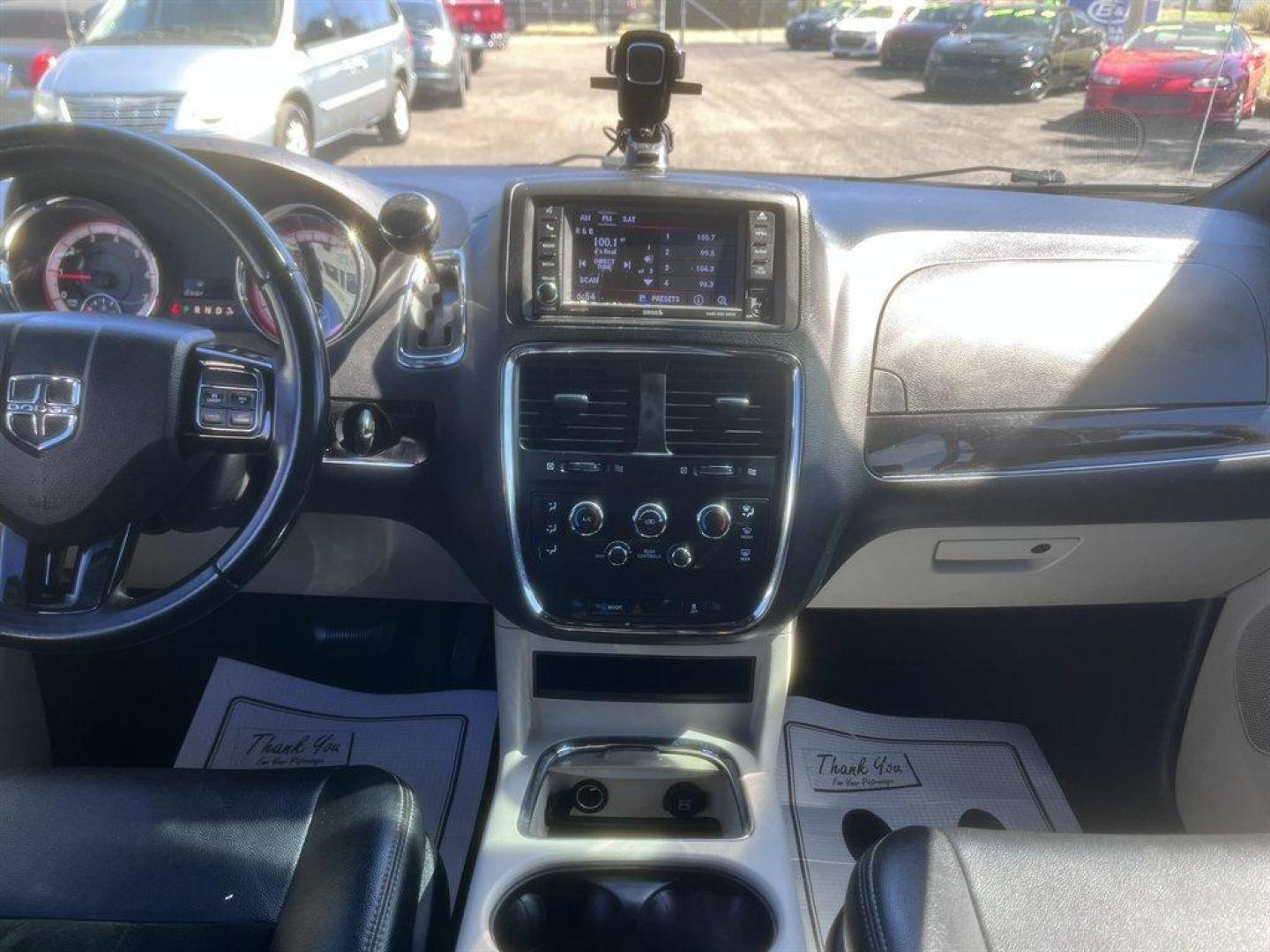 2018 Silver /Black Dodge Grand Caravan (2C4RDGCG9JR) with an 3.6l V6 MPI Dohc VVT Flex engine, Automatic transmission, located at 745 East Steele Rd., West Columbia, SC, 29170, (803) 755-9148, 33.927212, -81.148483 - Special Internet Price! 2018 Dodge Grand Caravan with AM/FM, Backup camera, Cruise control, 3rd row seating, Leather interior, Powered rear slinding doors, Keyless entry, Powered door locks, Powered windows, Plus more! - Photo#11