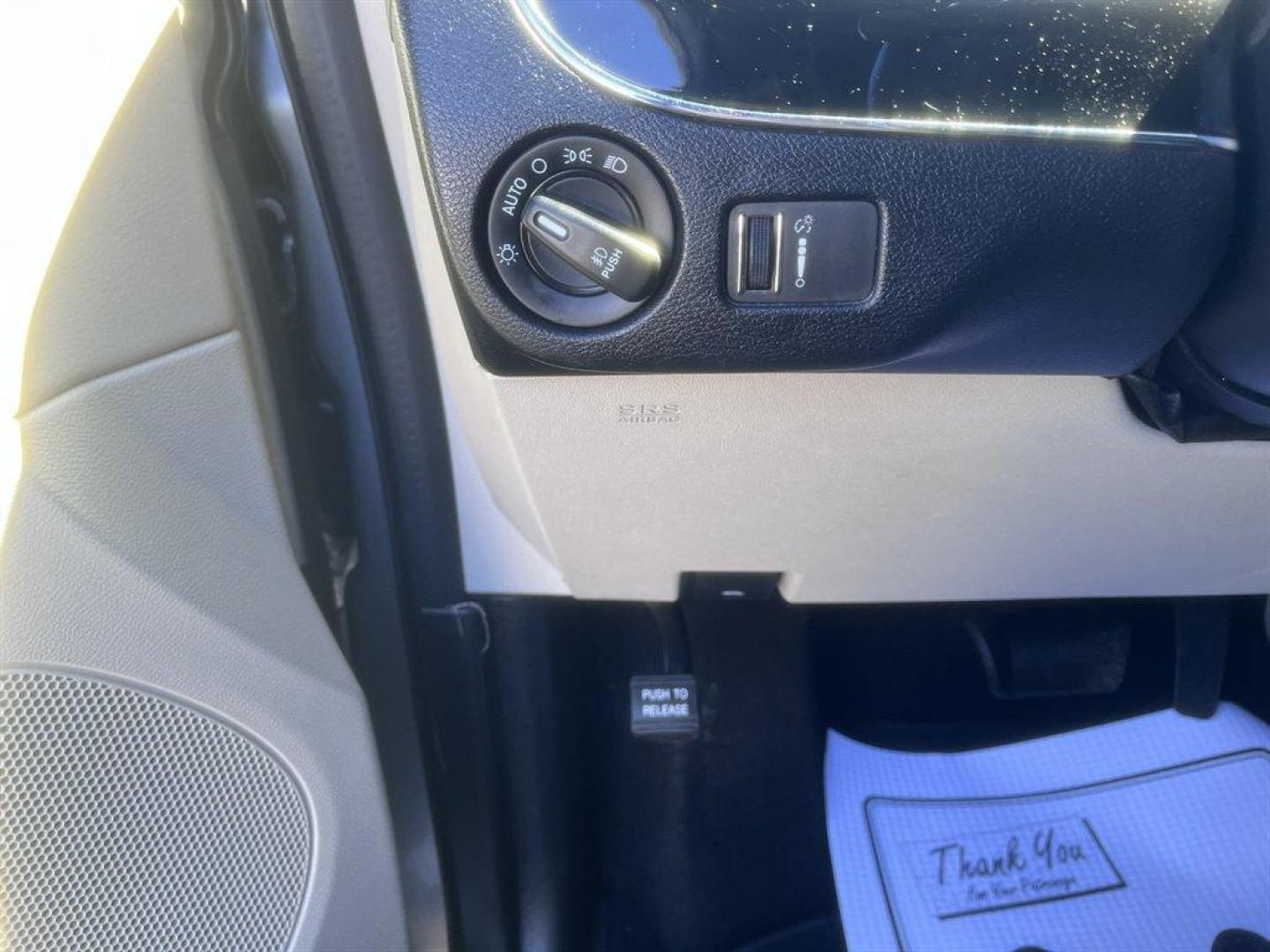 2018 Silver /Black Dodge Grand Caravan (2C4RDGCG9JR) with an 3.6l V6 MPI Dohc VVT Flex engine, Automatic transmission, located at 745 East Steele Rd., West Columbia, SC, 29170, (803) 755-9148, 33.927212, -81.148483 - Special Internet Price! 2018 Dodge Grand Caravan with AM/FM, Backup camera, Cruise control, 3rd row seating, Leather interior, Powered rear slinding doors, Keyless entry, Powered door locks, Powered windows, Plus more! - Photo#17