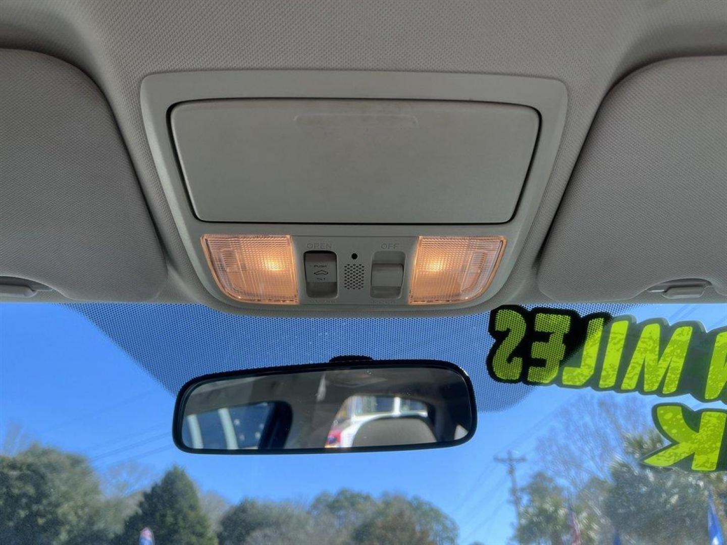 2015 Grey /Grey Honda CR-V (5J6RM4H55FL) with an 2.4l I-4 MPI Dohc 2.4l engine, Automatic transmission, located at 745 East Steele Rd., West Columbia, SC, 29170, (803) 755-9148, 33.927212, -81.148483 - Special Internet Price! 2015 Honda CR-V with AM/FM radio, Cruise control, Backup camera, Sunroof, Keyless entry, Push to start, Cloth interior, Powered windows, Powered door locks, Plus more! - Photo#14