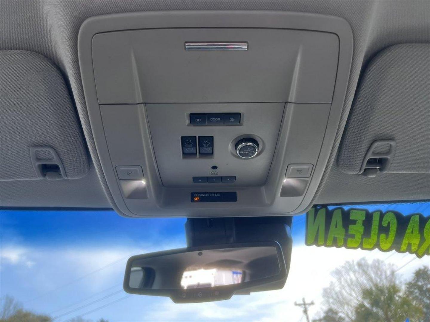 2017 Black /Grey Chevrolet Suburban (1GNSCHKC0HR) with an 5.3l V8 DI VVT Flex 5.3l engine, Automatic transmission, located at 745 East Steele Rd., West Columbia, SC, 29170, (803) 755-9148, 33.927212, -81.148483 - Special Internet Price! 2017 Chevrolet Suburban LT with AM/FM radio, Bluetooth, Backup camera, Sunroof, Push to start, Keyless entry, Leather interior, Heated seats, Rear entertainment, 3rd row seating, Powered windows, Powered door locks, Plus more! - Photo#18