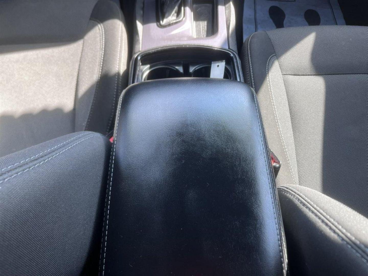 2018 White /Black Dodge Charger (2C3CDXBG4JH) with an 3.6l V6 MPI Dohc VVT Flex engine, Automatic transmission, located at 745 East Steele Rd., West Columbia, SC, 29170, (803) 755-9148, 33.927212, -81.148483 - Special Internet Price! 2018 Dodge Charger with AM/FM, Bluetooth, Backup camera, Cruise control, Keyless entry, Pus to start, Cloth interior, Powered driver seat, Powered windows, Powered door locks, Plus more! - Photo#14