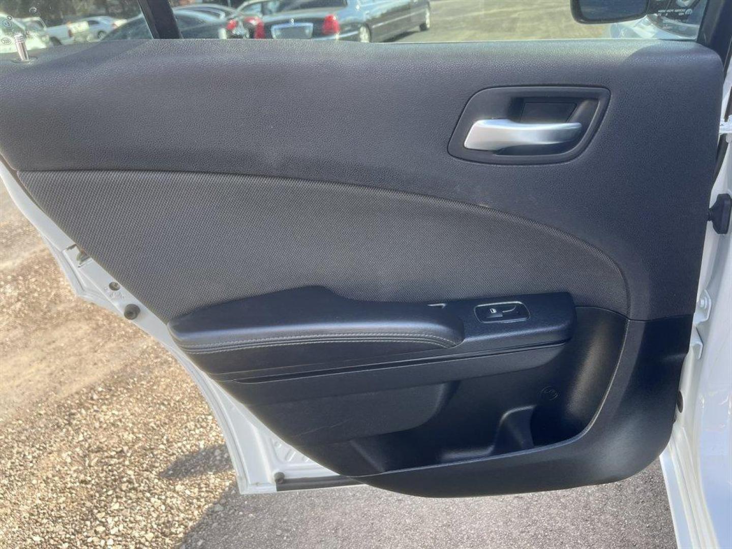 2018 White /Black Dodge Charger (2C3CDXBG4JH) with an 3.6l V6 MPI Dohc VVT Flex engine, Automatic transmission, located at 745 East Steele Rd., West Columbia, SC, 29170, (803) 755-9148, 33.927212, -81.148483 - Special Internet Price! 2018 Dodge Charger with AM/FM, Bluetooth, Backup camera, Cruise control, Keyless entry, Pus to start, Cloth interior, Powered driver seat, Powered windows, Powered door locks, Plus more! - Photo#21