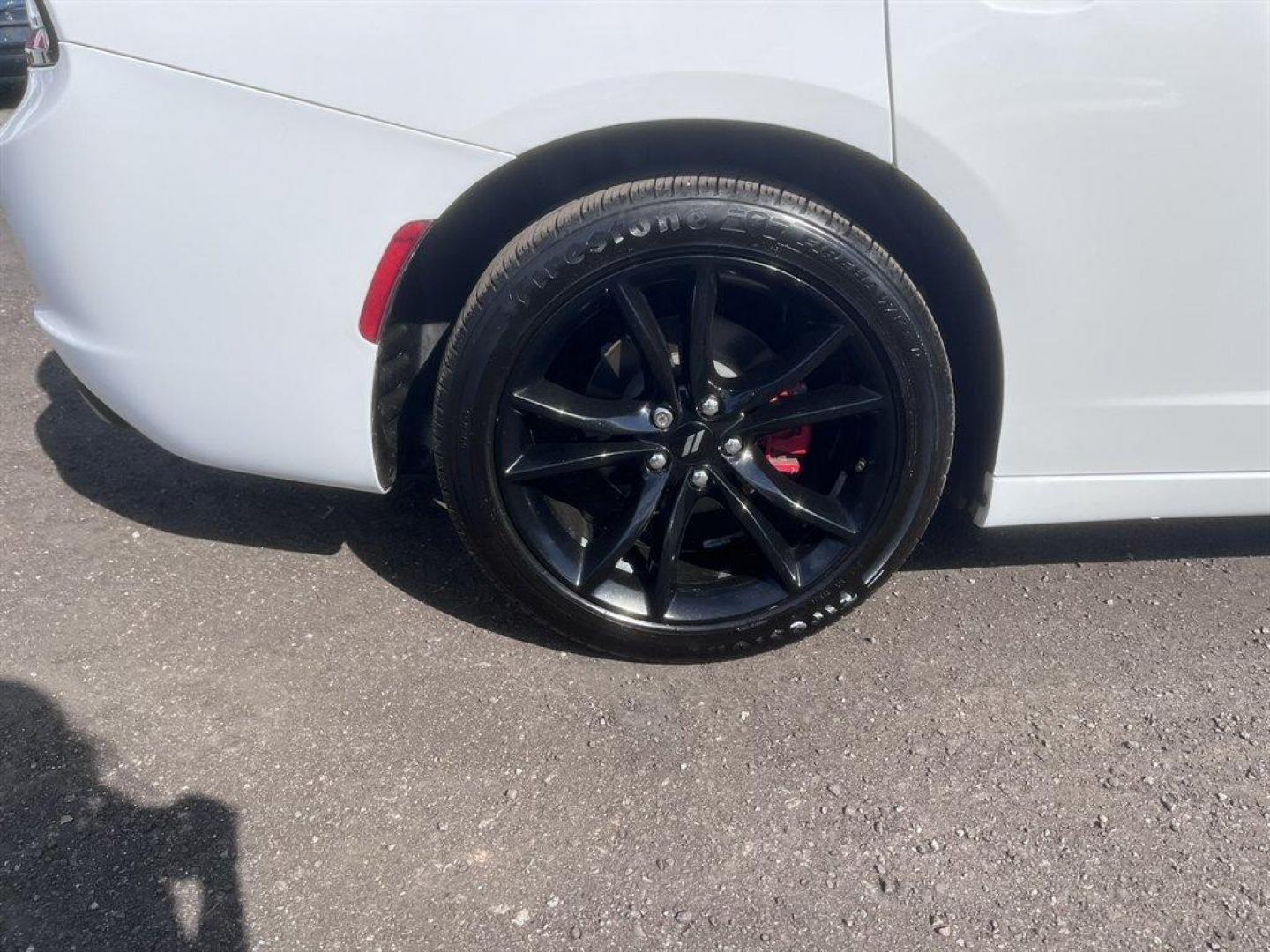 2018 White /Black Dodge Charger (2C3CDXBG4JH) with an 3.6l V6 MPI Dohc VVT Flex engine, Automatic transmission, located at 745 East Steele Rd., West Columbia, SC, 29170, (803) 755-9148, 33.927212, -81.148483 - Special Internet Price! 2018 Dodge Charger with AM/FM, Bluetooth, Backup camera, Cruise control, Keyless entry, Pus to start, Cloth interior, Powered driver seat, Powered windows, Powered door locks, Plus more! - Photo#30