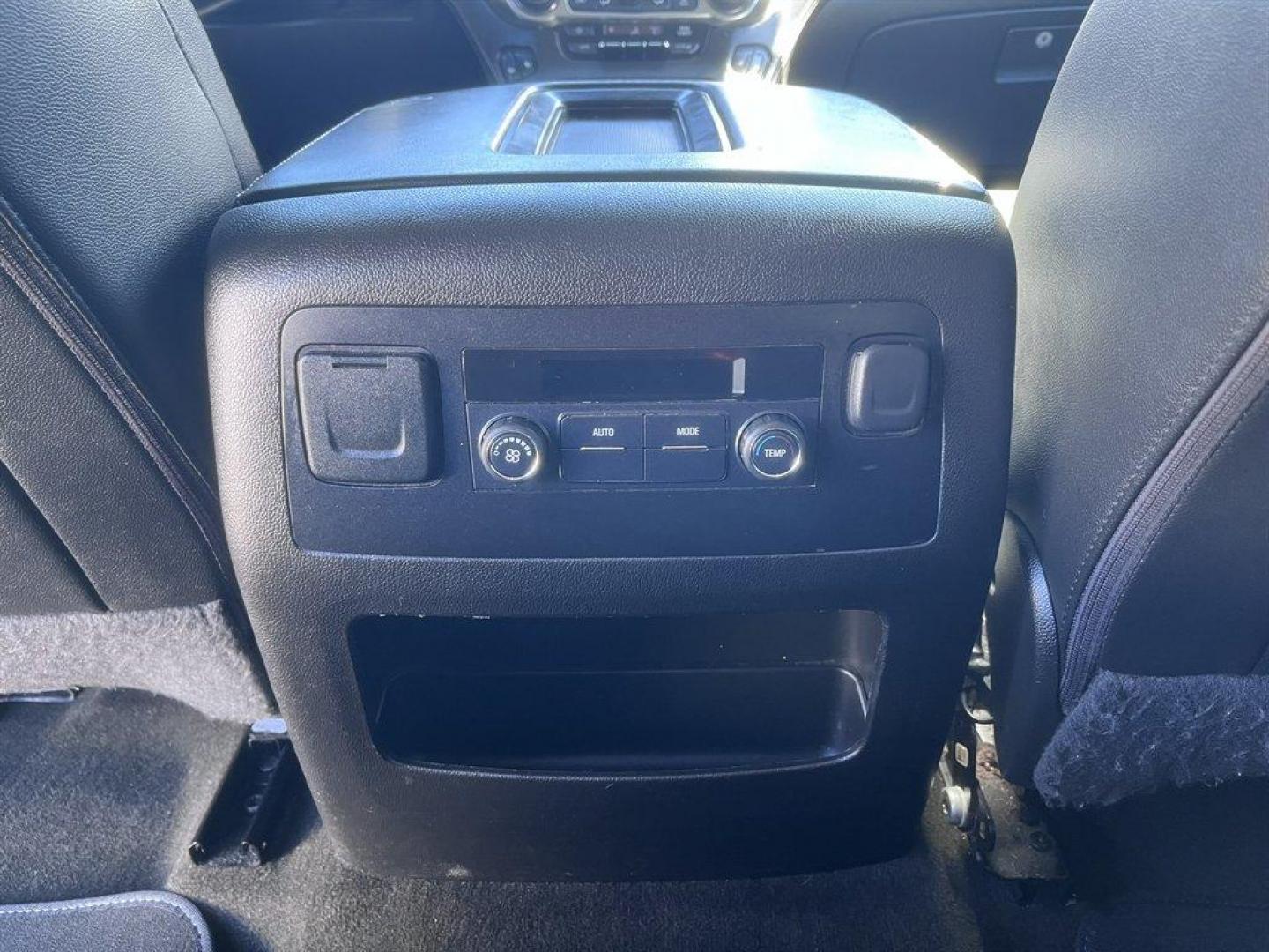 2017 Black /Black Chevrolet Tahoe (1GNSCBKC2HR) with an 5.3l V8 DI VVT Flex 5.3l engine, Automatic transmission, located at 745 East Steele Rd., West Columbia, SC, 29170, (803) 755-9148, 33.927212, -81.148483 - Special Internet Price! 2017 Chevrolet Tahoe with AM/FM radio, Bluetooth, Cruise control, Backup camera, Navigation, Leather interior, Keyless entry, 3rd row seating, Heated front seats, Powered front seats, Powered windows, Powered door locks, Plus more! - Photo#26