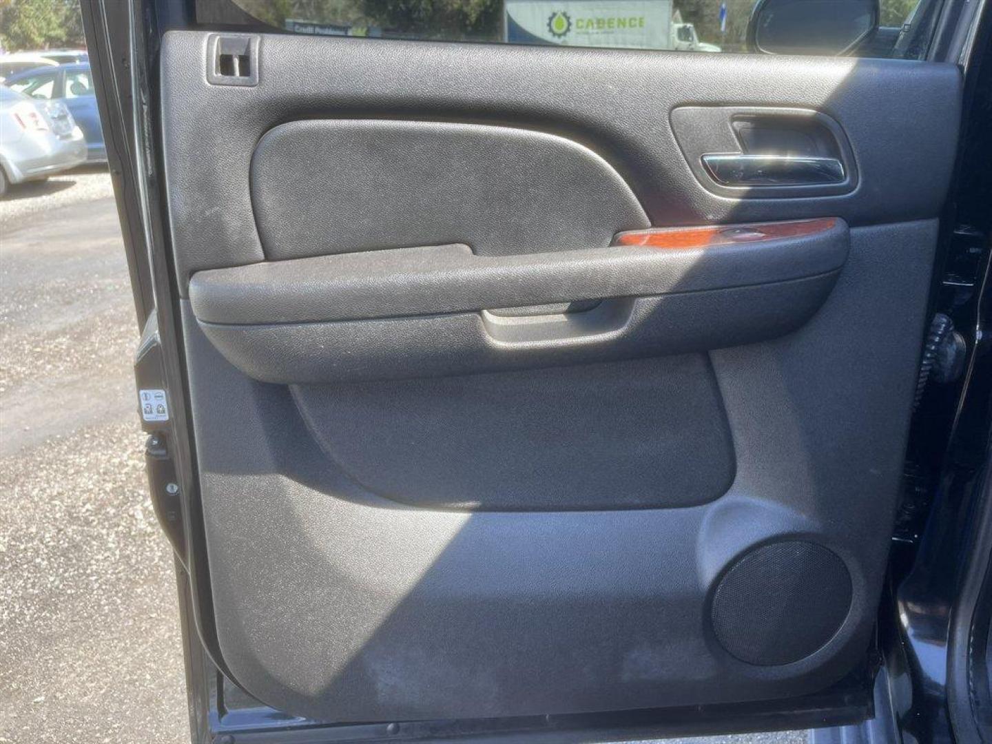 2008 Black /Black Chevrolet Suburban (3GNFC16078G) with an 5.3l V8 SFI Flex 5.3l engine, Automatic transmission, located at 745 East Steele Rd., West Columbia, SC, 29170, (803) 755-9148, 33.927212, -81.148483 - Special Internet Price! 2008 Chevrolet Suburban LTZ with AM/FM radio, Bluetooth, Backup camera, Navigation, Cruise control, Sunroof, Keyless entry, Leather interior, Powered front seats, Heated seats, Rear entertainment, 3rd row seating, Powered windows, Powered liftgate, Powered door locks, Plus mo - Photo#24