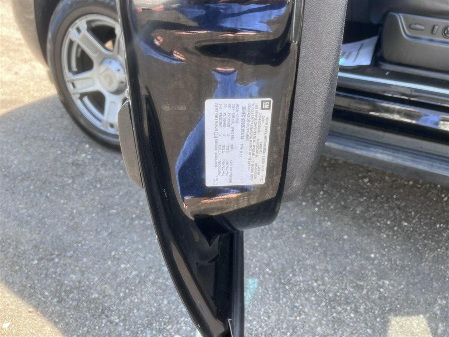 2008 Black /Black Chevrolet Suburban (3GNFC16078G) with an 5.3l V8 SFI Flex 5.3l engine, Automatic transmission, located at 745 East Steele Rd., West Columbia, SC, 29170, (803) 755-9148, 33.927212, -81.148483 - Special Internet Price! 2008 Chevrolet Suburban LTZ with AM/FM radio, Bluetooth, Backup camera, Navigation, Cruise control, Sunroof, Keyless entry, Leather interior, Powered front seats, Heated seats, Rear entertainment, 3rd row seating, Powered windows, Powered liftgate, Powered door locks, Plus mo - Photo#41