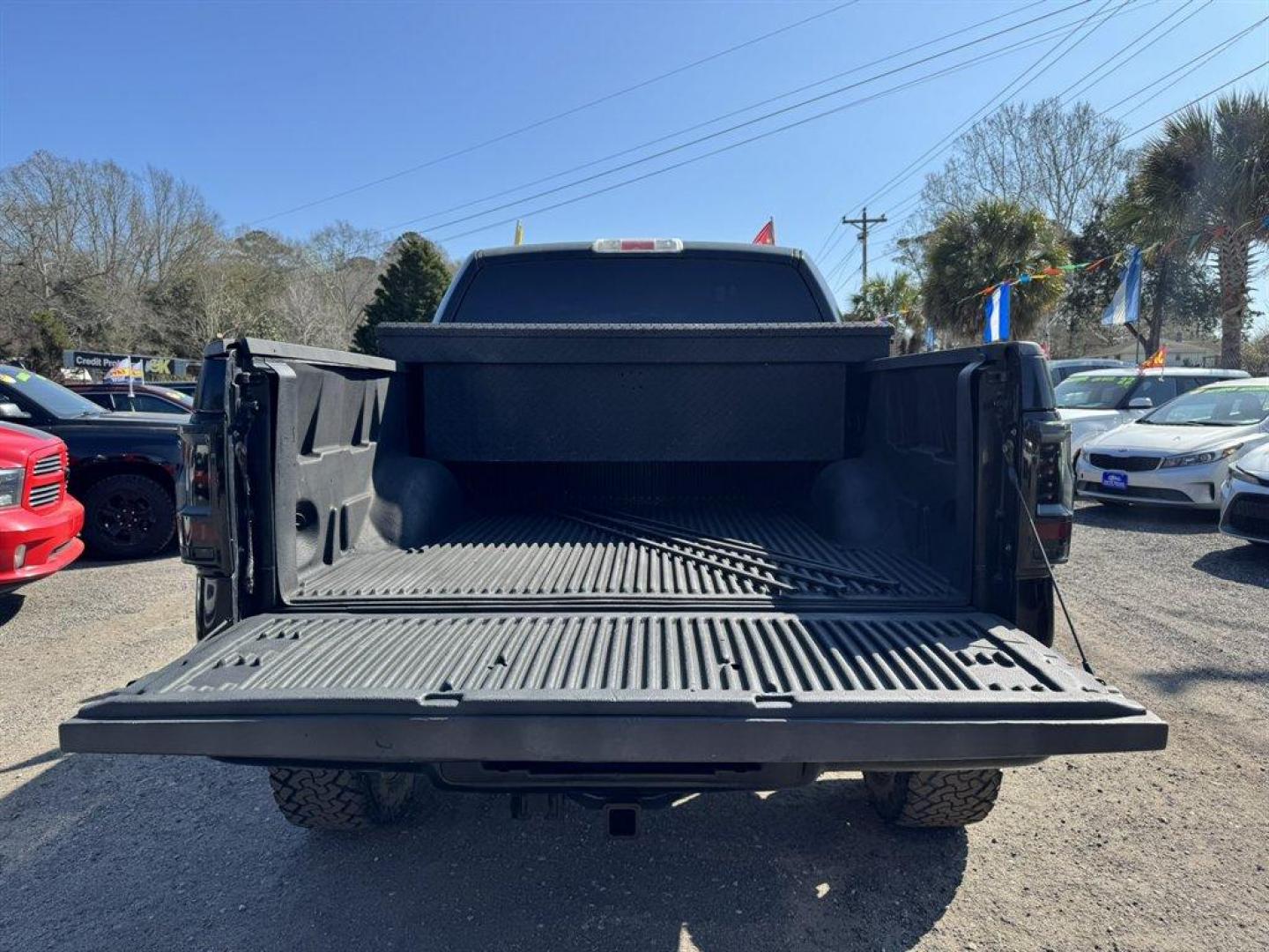 2005 Black /Black Ford F150 (1FTPW14535K) with an 5.4l V8 EFI Sohc 5.4l engine, Automatic transmission, located at 745 East Steele Rd., West Columbia, SC, 29170, (803) 755-9148, 33.927212, -81.148483 - Photo#23