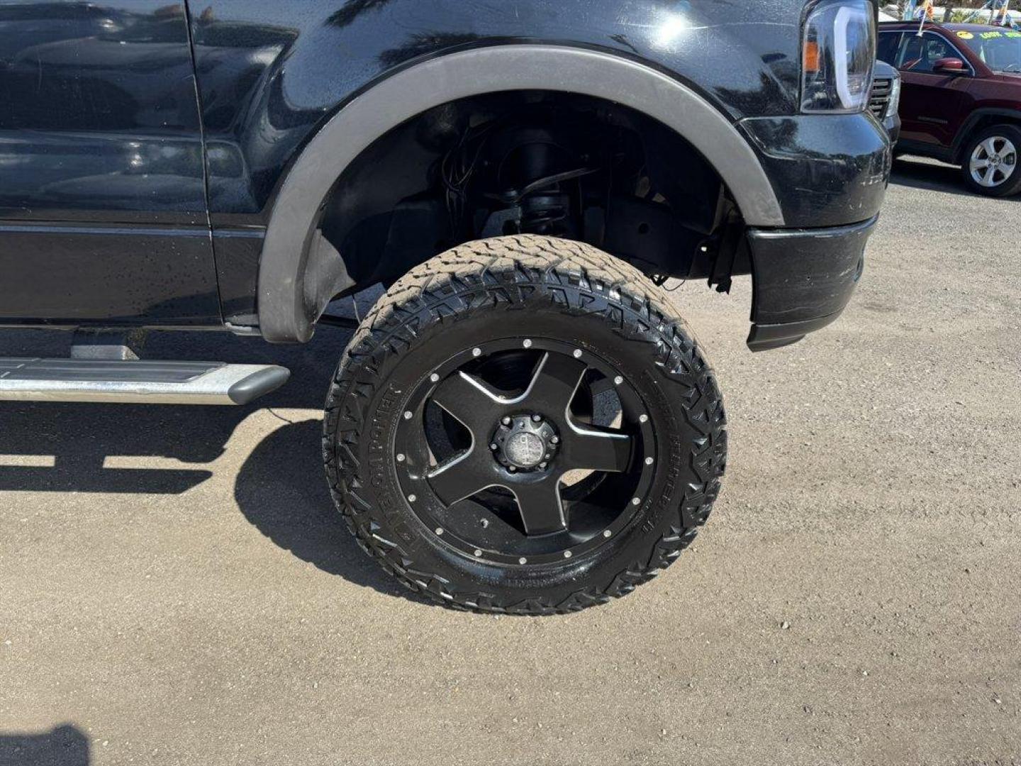 2005 Black /Black Ford F150 (1FTPW14535K) with an 5.4l V8 EFI Sohc 5.4l engine, Automatic transmission, located at 745 East Steele Rd., West Columbia, SC, 29170, (803) 755-9148, 33.927212, -81.148483 - Photo#25