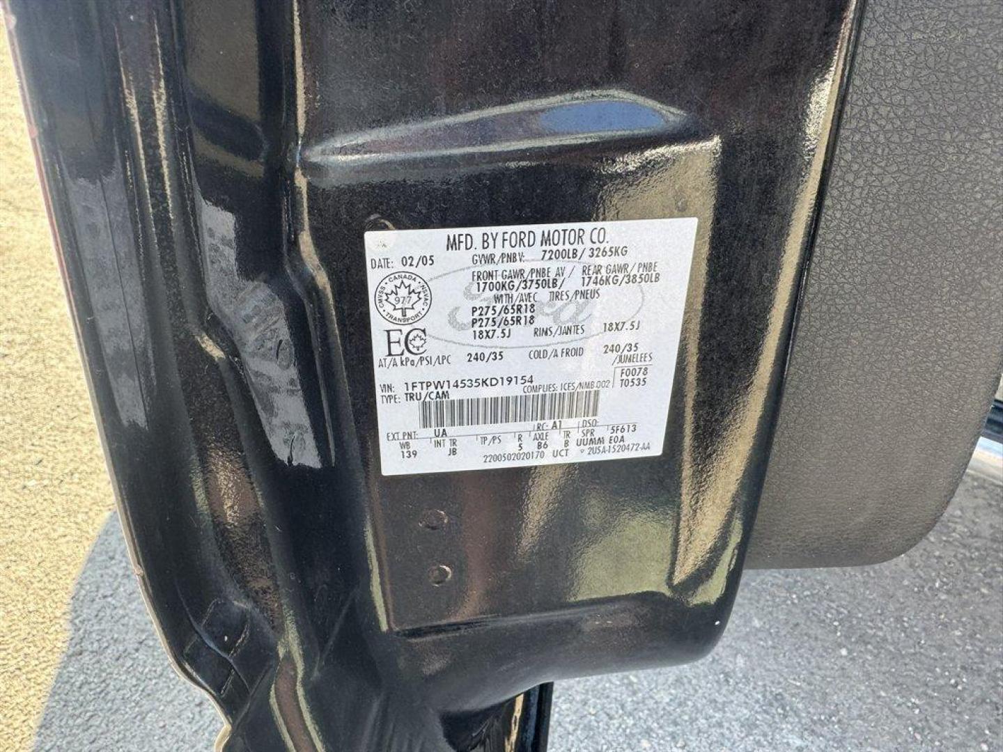 2005 Black /Black Ford F150 (1FTPW14535K) with an 5.4l V8 EFI Sohc 5.4l engine, Automatic transmission, located at 745 East Steele Rd., West Columbia, SC, 29170, (803) 755-9148, 33.927212, -81.148483 - Photo#29