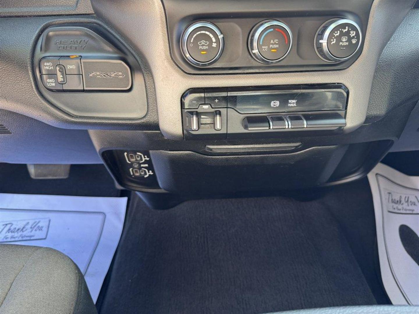 2019 White /Grey Ram 2500 (3C6UR5JL3KG) with an 6.7l I-6 FI Tdsl HO 6.7l engine, Automatic transmission, located at 745 East Steele Rd., West Columbia, SC, 29170, (803) 755-9148, 33.927212, -81.148483 - Special Internet Price! 2019 RAM 2500 - Photo#14