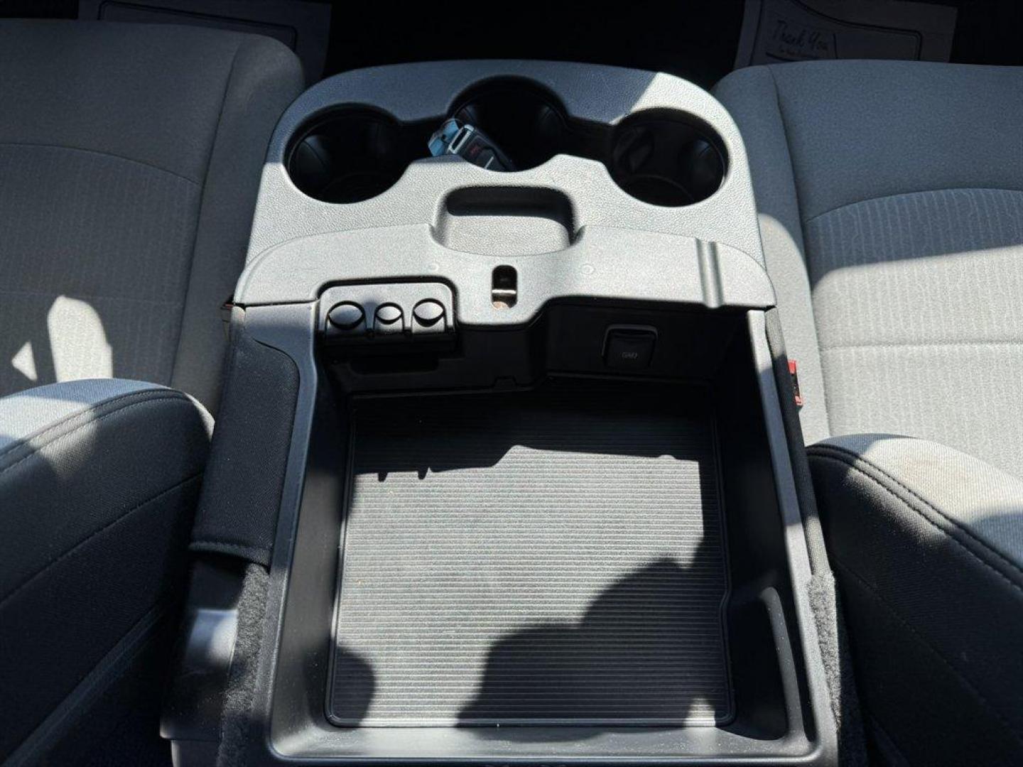 2019 White /Grey Ram 2500 (3C6UR5JL3KG) with an 6.7l I-6 FI Tdsl HO 6.7l engine, Automatic transmission, located at 745 East Steele Rd., West Columbia, SC, 29170, (803) 755-9148, 33.927212, -81.148483 - Special Internet Price! 2019 RAM 2500 - Photo#16