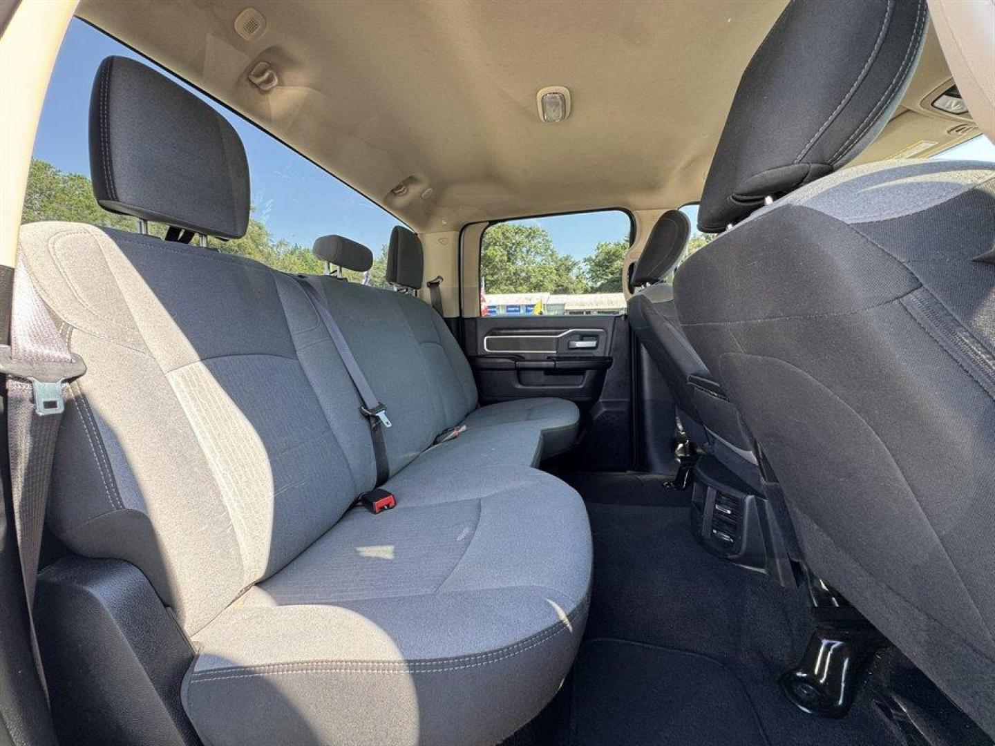 2019 White /Grey Ram 2500 (3C6UR5JL3KG) with an 6.7l I-6 FI Tdsl HO 6.7l engine, Automatic transmission, located at 745 East Steele Rd., West Columbia, SC, 29170, (803) 755-9148, 33.927212, -81.148483 - Special Internet Price! 2019 RAM 2500 - Photo#24