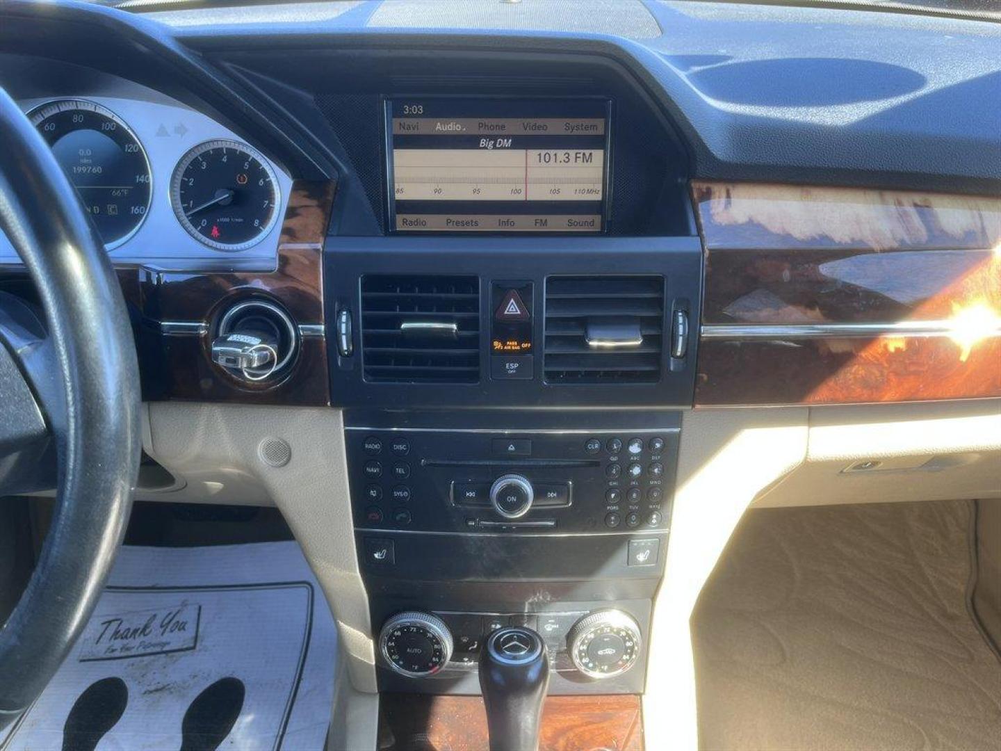 2010 Black /Tan Mercedes-Benz GLK Class (WDCGG5GB1AF) with an 3.5l V6 EFI Dohc 3.5l engine, Automatic transmission, located at 745 East Steele Rd., West Columbia, SC, 29170, (803) 755-9148, 33.927212, -81.148483 - Special Internet Price! 2010 Mercedes-Benz GLK Class with AM/FM radio, Cruise control, Leather interior, Automatic air, Sunroof, Powered front seats, Powered windows, Powered door locks, Plus more! - Photo#12