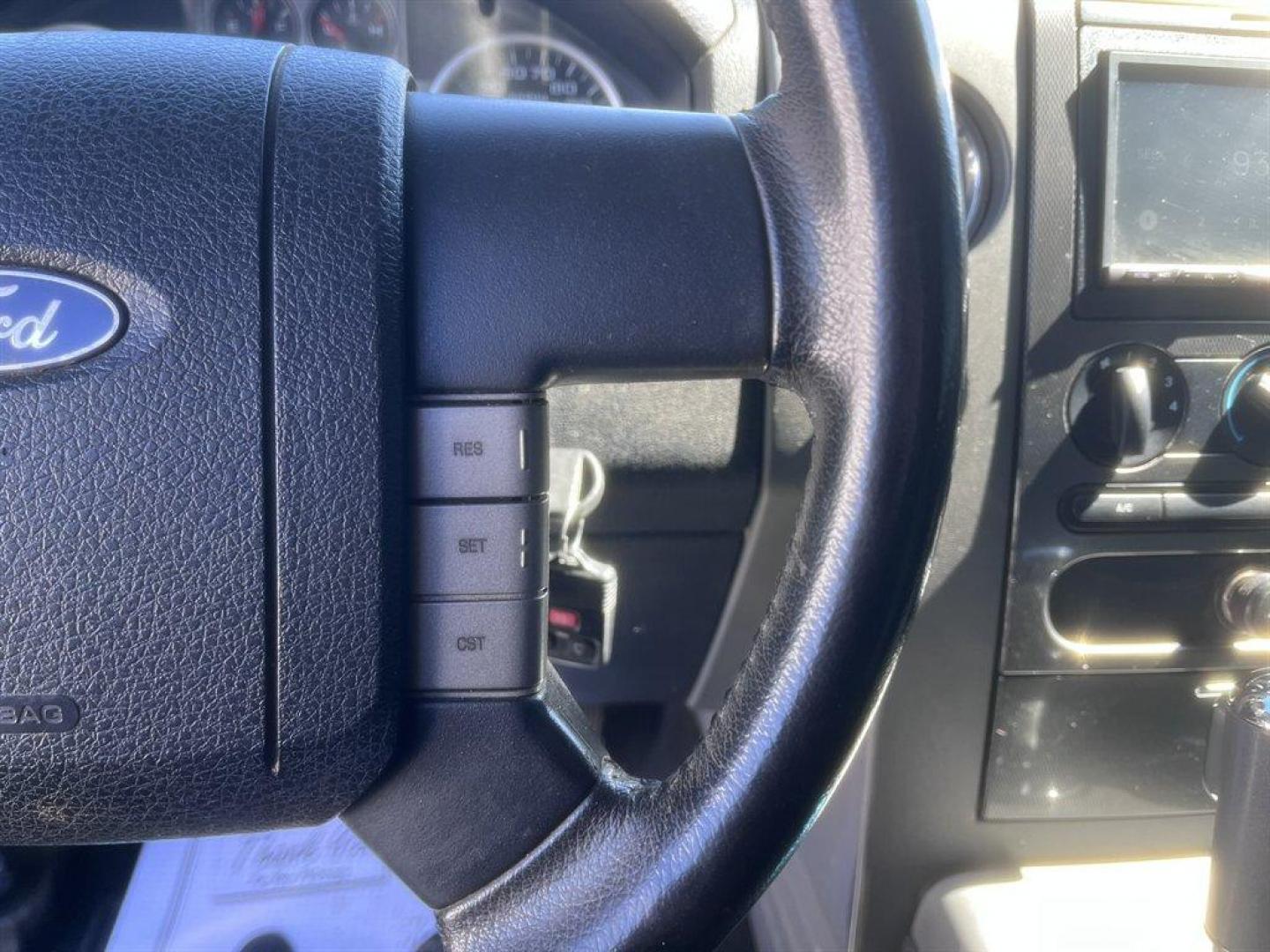 2005 Red /Grey Ford F150 (1FTPX14525N) with an 5.4l V8 EFI Sohc 5.4l engine, Automatic transmission, located at 745 East Steele Rd., West Columbia, SC, 29170, (803) 755-9148, 33.927212, -81.148483 - Special Internet Price! 2005 Ford F150 with AM/FM radio, Cruise control, Cloth interior, Manual air conditioning, 4X4, Powered windows, Powered door locks, Plus more! - Photo#9