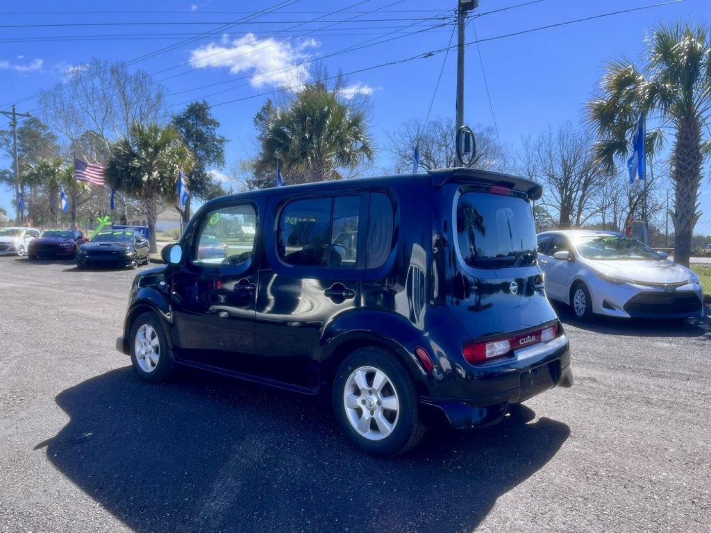 2009 Black /Grey Nissan Cube (JN8AZ28RX9T) with an 1.8l I-4 DI Dohc 1.8l engine, Automatic transmission, located at 745 East Steele Rd., West Columbia, SC, 29170, (803) 755-9148, 33.927212, -81.148483 - Special Internet Price! 2009 Nissan Cube with AM/FM radio, Cruise control, Manaual air conditioning, Cloth interior, Powered windows, Powered door locks, Plus more! - Photo#5
