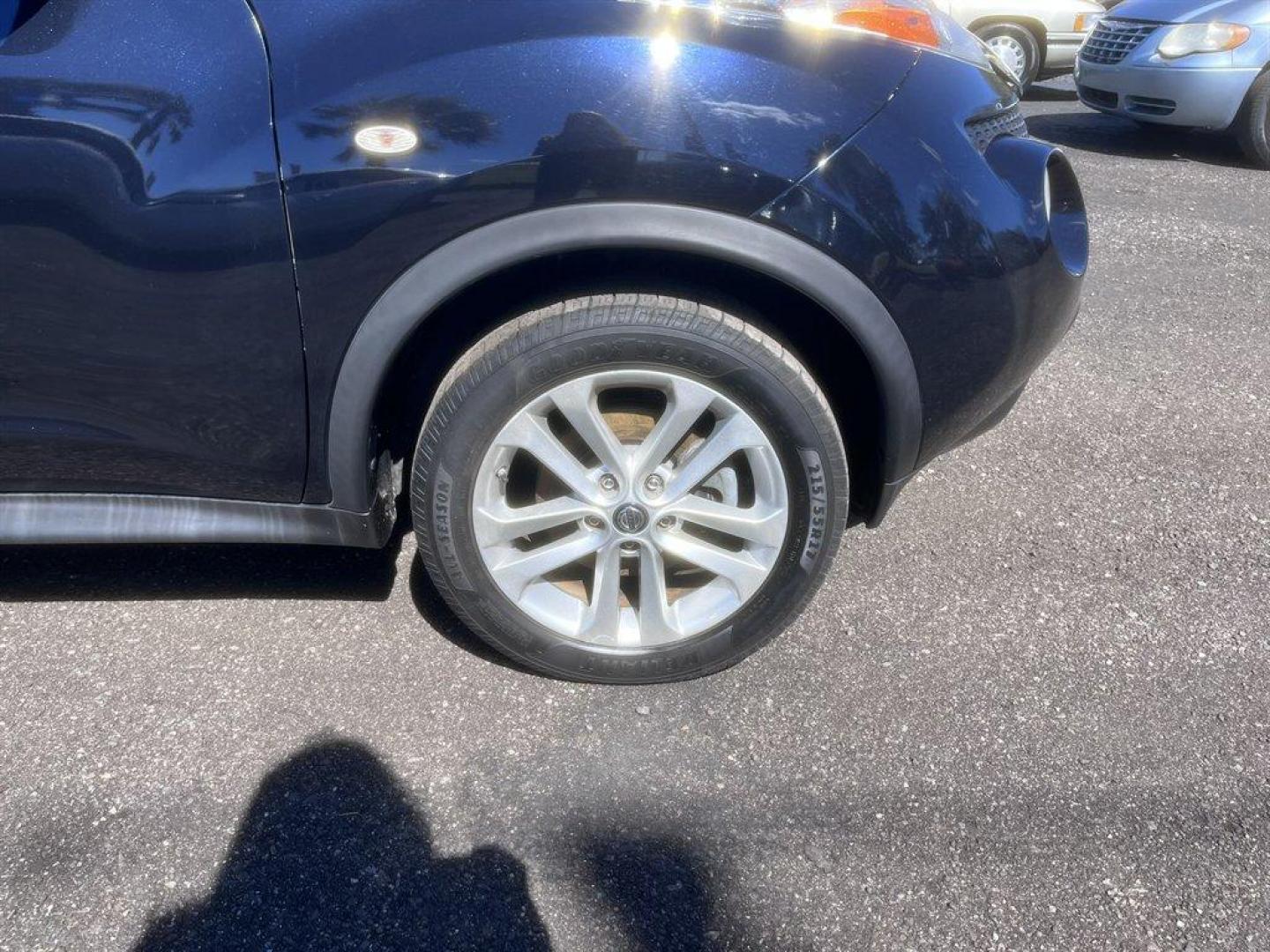 2014 Black /Black Nissan Juke (JN8AF5MV3ET) with an 1.6l I-4 DI Dohc T/C 1.6l engine, Automatic transmission, located at 745 East Steele Rd., West Columbia, SC, 29170, (803) 755-9148, 33.927212, -81.148483 - Special Internet Price! 2014 Nissan Juke with AM/FM radio, Backup camera, Navigation, Cruise control, Sunroof, Cloth interior. Powered windows, Powered door locks, Plus more! - Photo#36