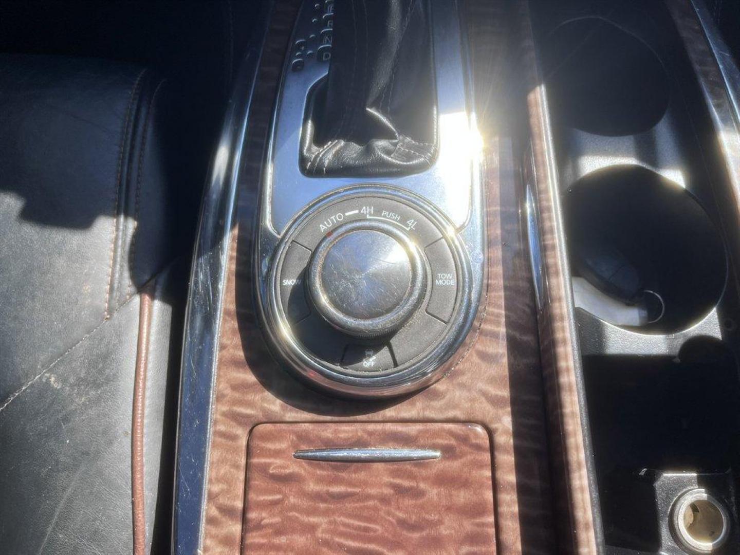 2017 Silver /Black Nissan Armada (JN8AY2NC5H9) with an 5.6l V8 MPI Dohc 5.6l engine, Automatic transmission, located at 745 East Steele Rd., West Columbia, SC, 29170, (803) 755-9148, 33.927212, -81.148483 - Special Internet Price! 2017 Nissan Armada Platinum with AM/FM radio, Bluetooth, Navigation, Backup camera, Cruise control, Sunroof, Keyless entry, Push to start, Leather interior, Heated seats, Powered front seats, 3rd row seating, Powered windows, Powered door locks, Plus more! - Photo#15