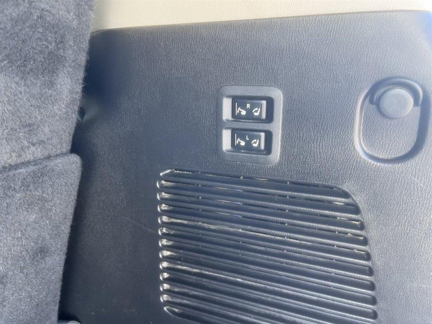 2017 Silver /Black Nissan Armada (JN8AY2NC5H9) with an 5.6l V8 MPI Dohc 5.6l engine, Automatic transmission, located at 745 East Steele Rd., West Columbia, SC, 29170, (803) 755-9148, 33.927212, -81.148483 - Special Internet Price! 2017 Nissan Armada Platinum with AM/FM radio, Bluetooth, Navigation, Backup camera, Cruise control, Sunroof, Keyless entry, Push to start, Leather interior, Heated seats, Powered front seats, 3rd row seating, Powered windows, Powered door locks, Plus more! - Photo#35