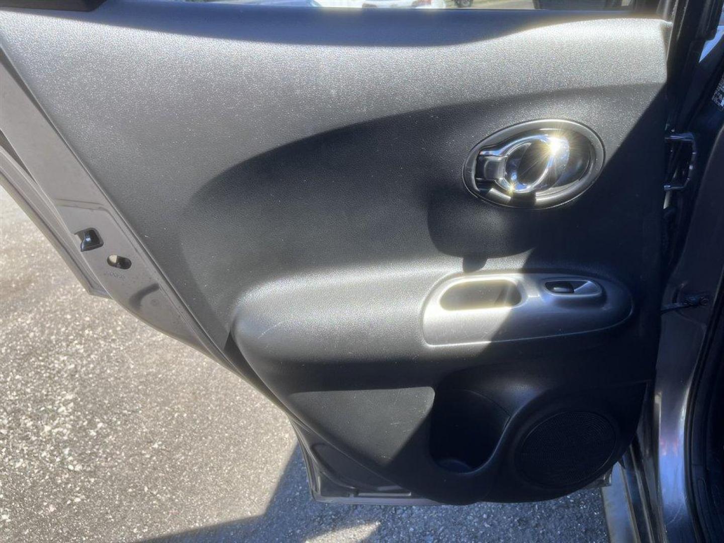 2017 Grey /Black Nissan Juke (JN8AF5MR4HT) with an 1.6l I-4 DI Dohc T/C 1.6l engine, Automatic transmission, located at 745 East Steele Rd., West Columbia, SC, 29170, (803) 755-9148, 33.927212, -81.148483 - Special Internet Price! 2017 Nissan Juke with AM/FM radio, Bluetooth, Backup camera, Navigation, Cruise control, Sunroof, Push to start, Keyless entry, Cloth interior, Powered windows, Powered door locks, Plus more! - Photo#23