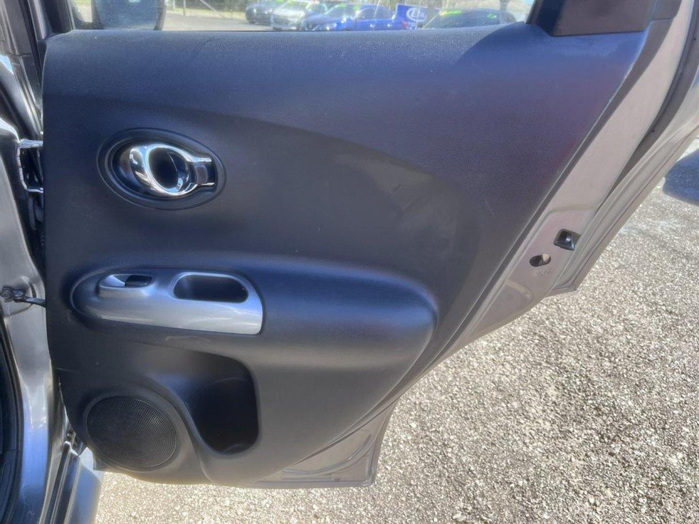 2017 Grey /Black Nissan Juke (JN8AF5MR4HT) with an 1.6l I-4 DI Dohc T/C 1.6l engine, Automatic transmission, located at 745 East Steele Rd., West Columbia, SC, 29170, (803) 755-9148, 33.927212, -81.148483 - Special Internet Price! 2017 Nissan Juke with AM/FM radio, Bluetooth, Backup camera, Navigation, Cruise control, Sunroof, Push to start, Keyless entry, Cloth interior, Powered windows, Powered door locks, Plus more! - Photo#25