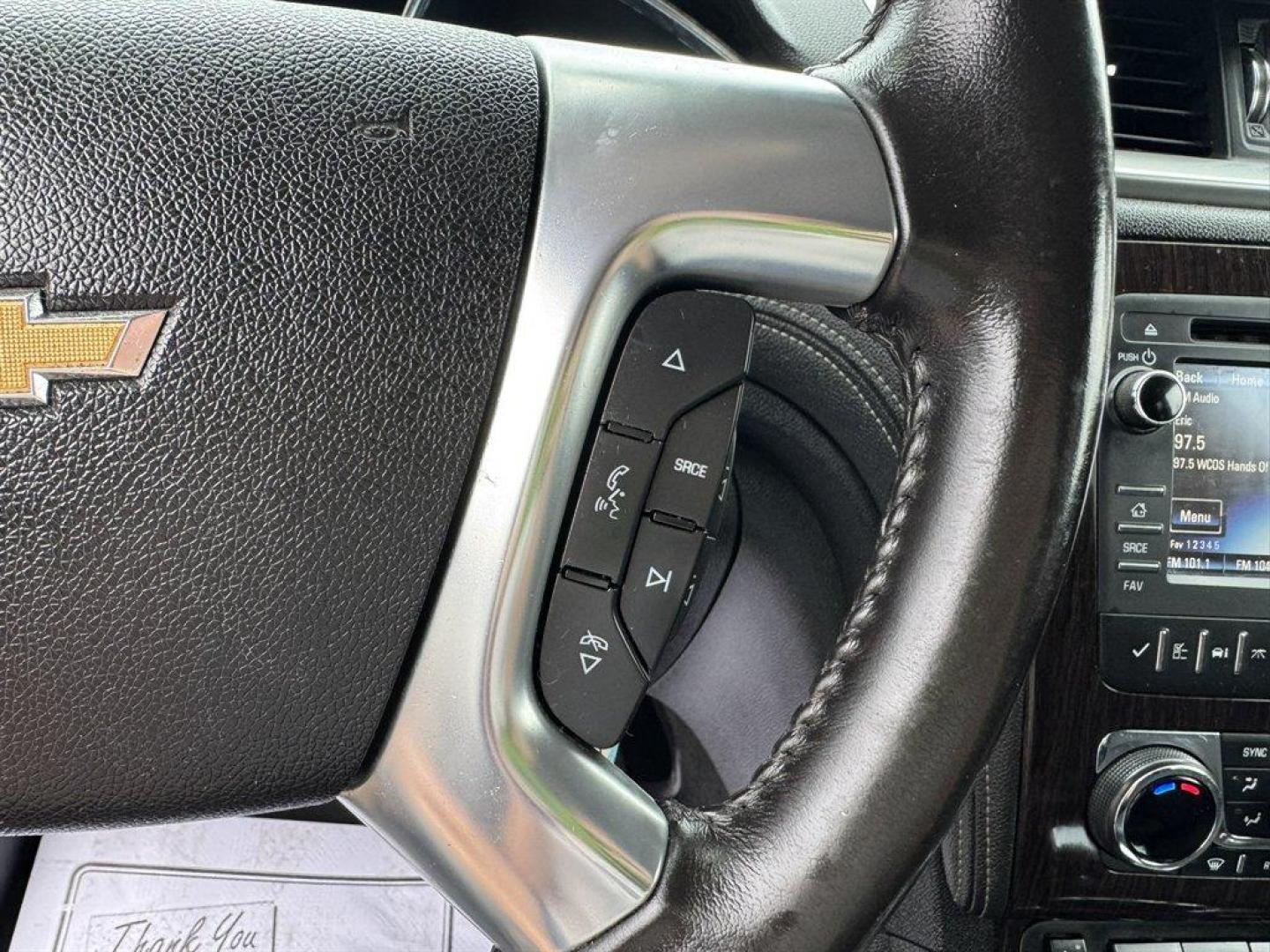 2015 White /Black Chevrolet Traverse (1GNKVHKD1FJ) with an 3.6l V6 DI Dohc 3.6l engine, Automatic transmission, located at 745 East Steele Rd., West Columbia, SC, 29170, (803) 755-9148, 33.927212, -81.148483 - Special Internet Price! 2015 Chevrolet Traverse - Photo#9