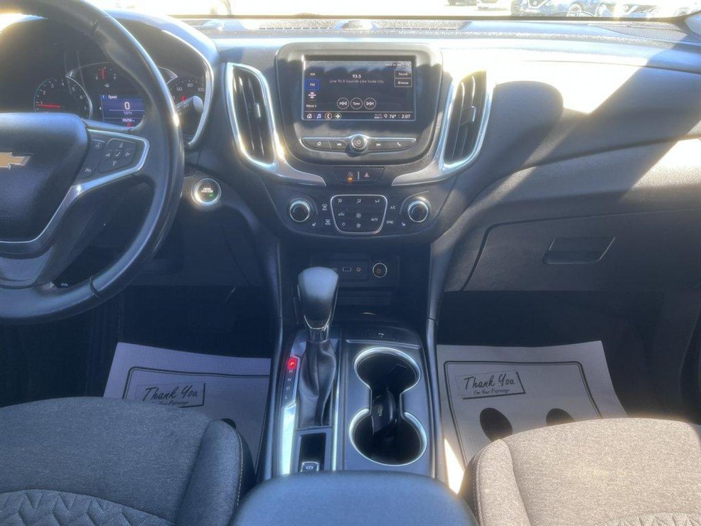 2022 White /Black Chevrolet Equinox (2GNAXJEV2N6) with an 1.5l I-4 DI Dohc T/C 1.5l engine, Automatic transmission, located at 745 East Steele Rd., West Columbia, SC, 29170, (803) 755-9148, 33.927212, -81.148483 - Special Internet Price! 2022 Chevrolet Equinox with AM/FM radio, Bluetooth, Backup camera, Automatic air conditioning, Keyless entry, Push to start, Cloth interior, Powered driver seat, Powered windows, Powered door locks, Plus more! - Photo#11