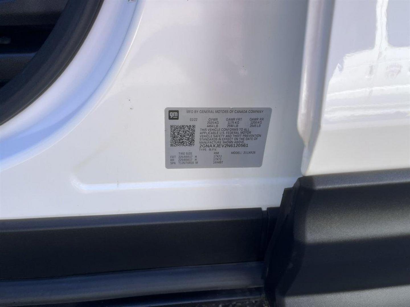 2022 White /Black Chevrolet Equinox (2GNAXJEV2N6) with an 1.5l I-4 DI Dohc T/C 1.5l engine, Automatic transmission, located at 745 East Steele Rd., West Columbia, SC, 29170, (803) 755-9148, 33.927212, -81.148483 - Special Internet Price! 2022 Chevrolet Equinox with AM/FM radio, Bluetooth, Backup camera, Automatic air conditioning, Keyless entry, Push to start, Cloth interior, Powered driver seat, Powered windows, Powered door locks, Plus more! - Photo#42