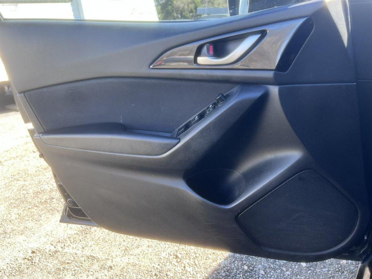 2016 Black /Black Mazda Mazda3 (JM1BM1T70G1) with an 2.0l I-4 DI Dohc 2.0l engine, Automatic transmission, located at 745 East Steele Rd., West Columbia, SC, 29170, (803) 755-9148, 33.927212, -81.148483 - Special Internet Price! 2016 Mazda Mazda3 with AM/FM radio, Bluetooth, Backup camera, Cruise control, Cloth interior, Keyless entry, Push to start, Powered windows, Powered door locks, Plus more! - Photo#20